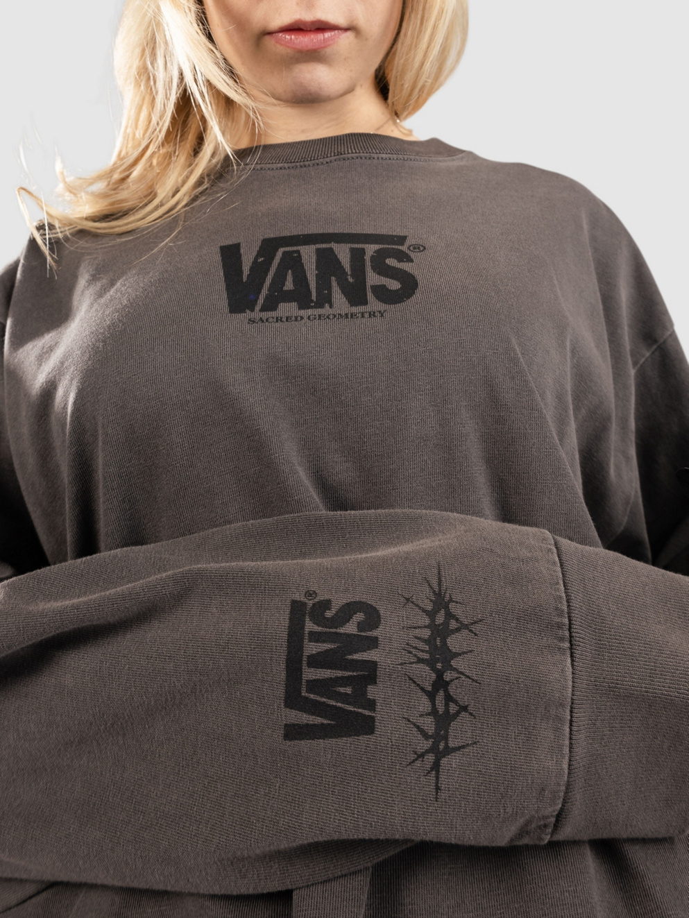Vans MTE Divine Symmetry Long Sleeve T-Shirt black