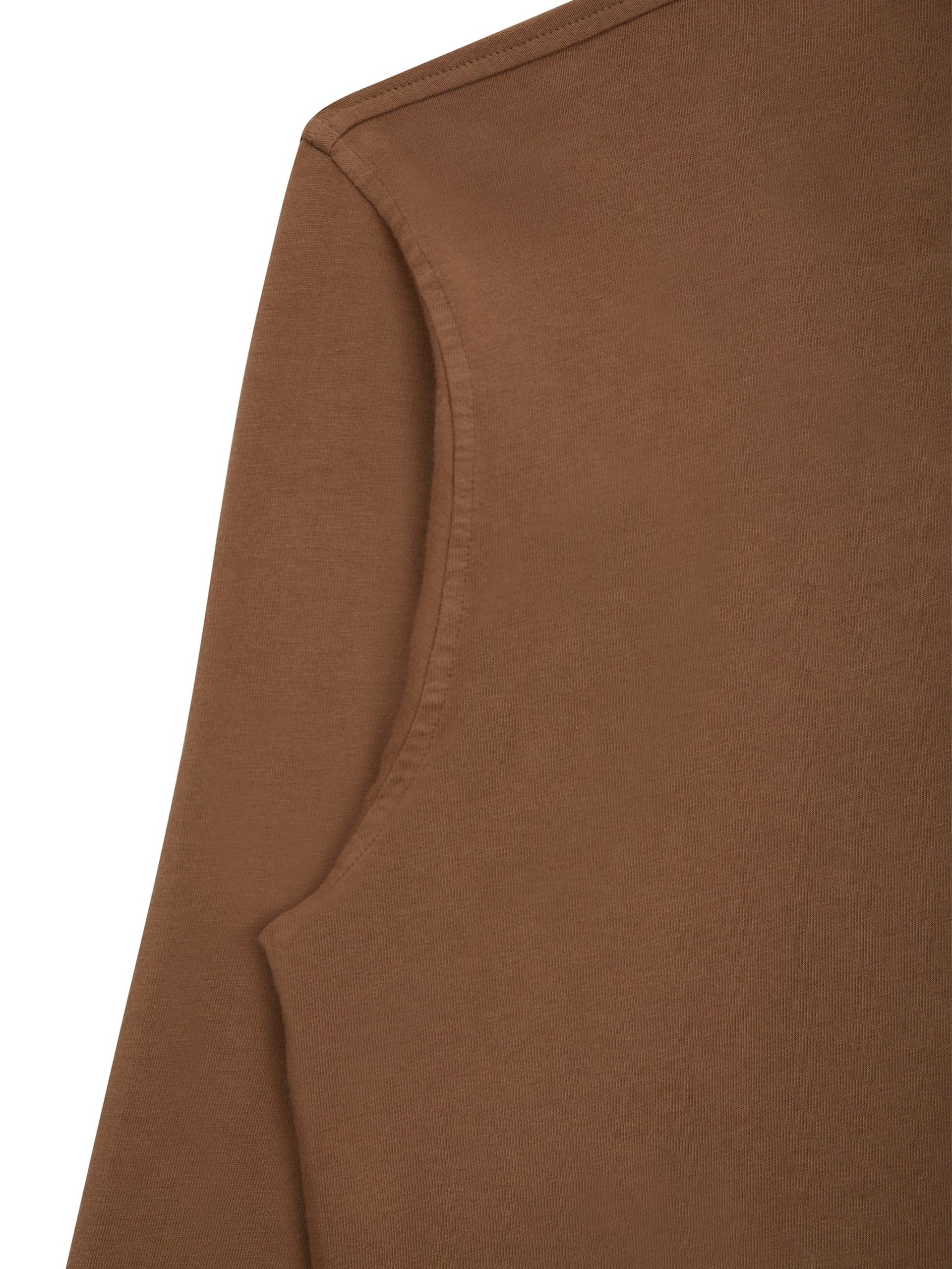 Camiseta de gola alta