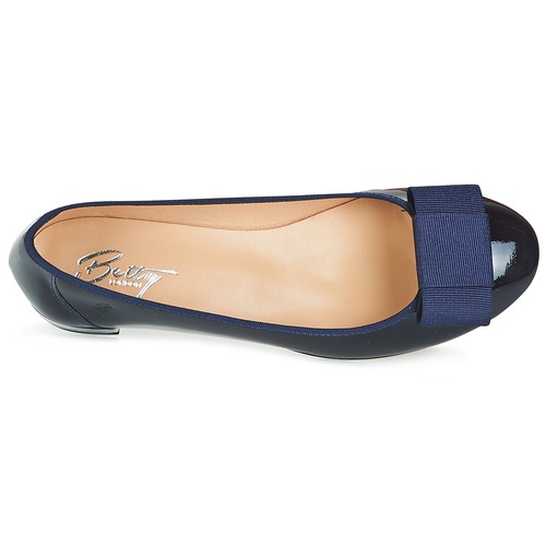 Betty London - HENIA - Marine