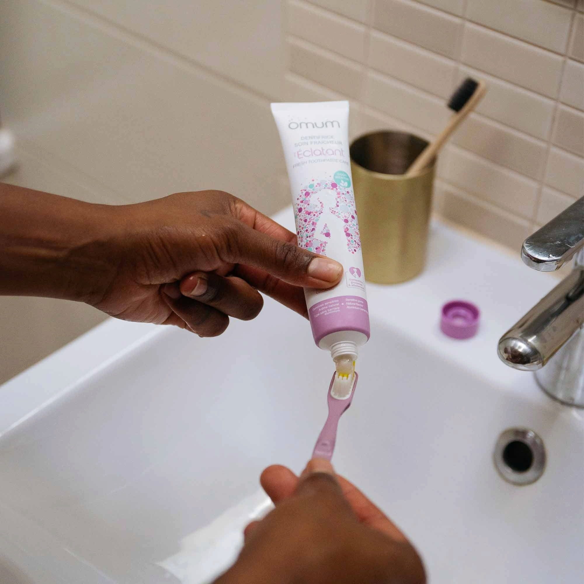 Omum  L'Éclatant Toothpaste Freshness Care, 75 ml