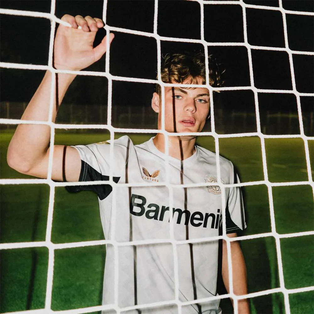 Camiseta de manga curta réplica do Bayer Leverkusen 24/25 da Castore