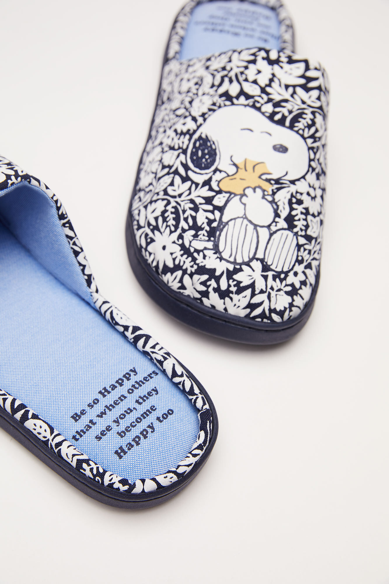Pantufa floral Snoopy - azul