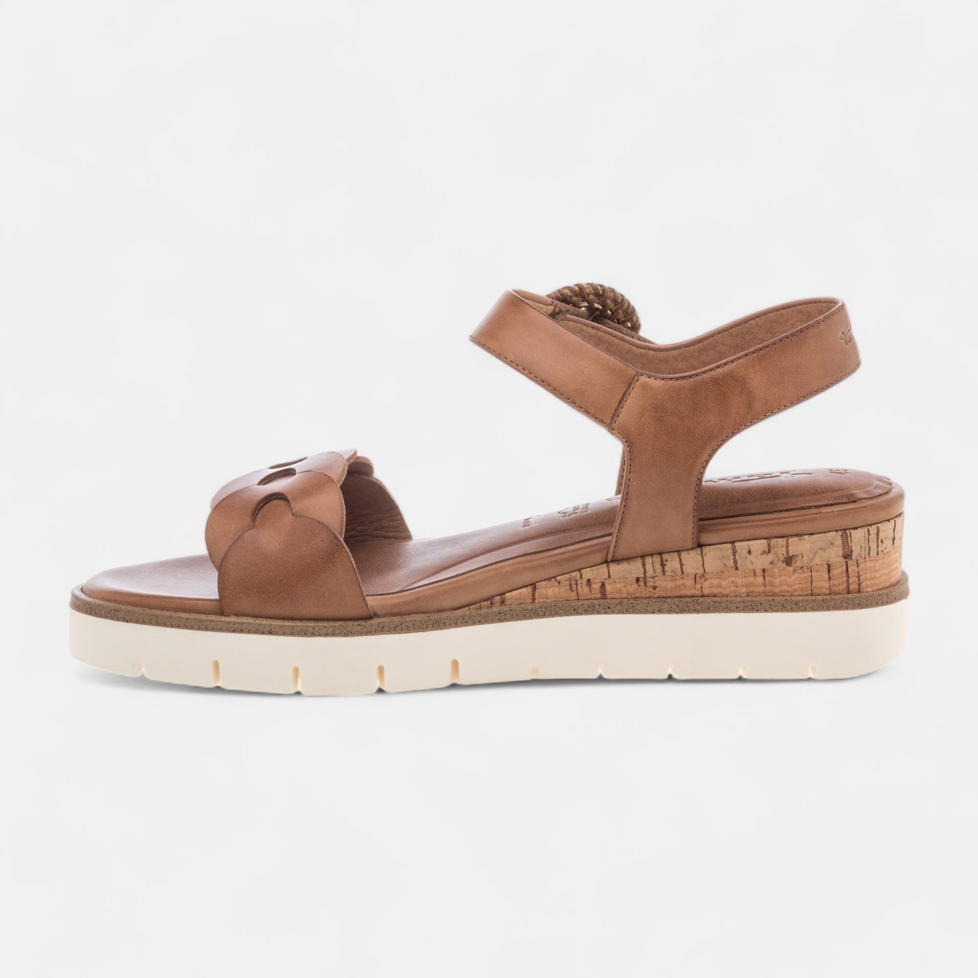 Sandales à talon compensé Femme en cuir cognac