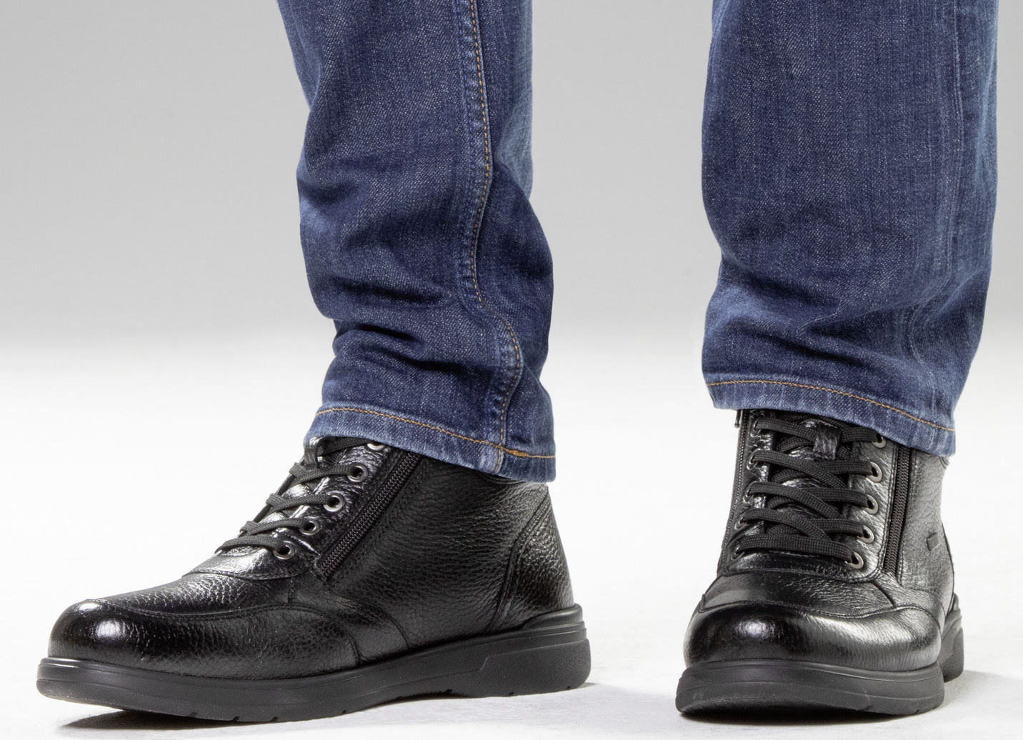 Schnür-Boots aus weichem, genarbtem Hirsch-Nappaleder