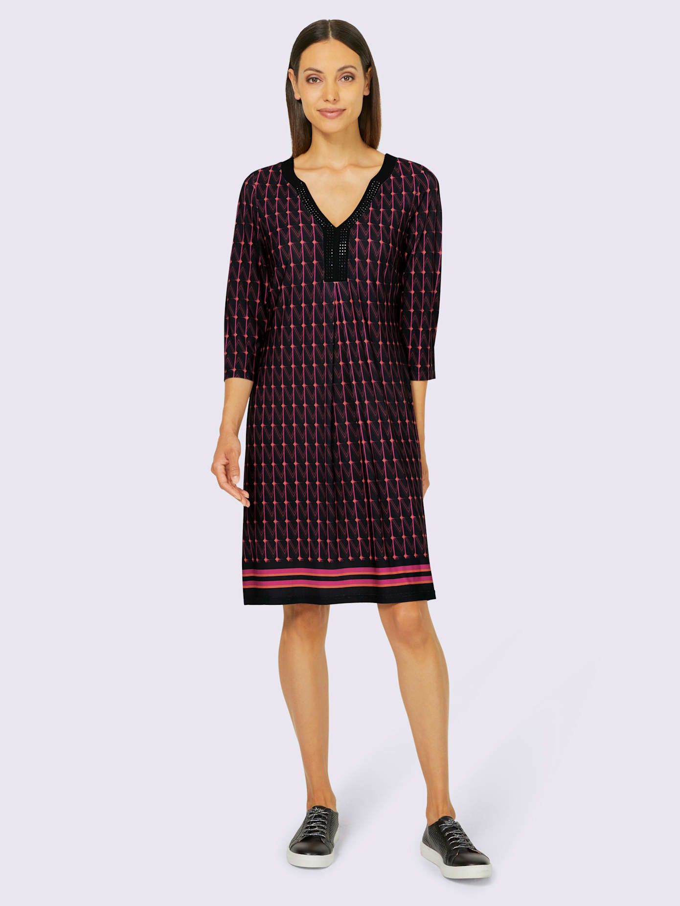 Robe en jersey paillettes à l'encolure