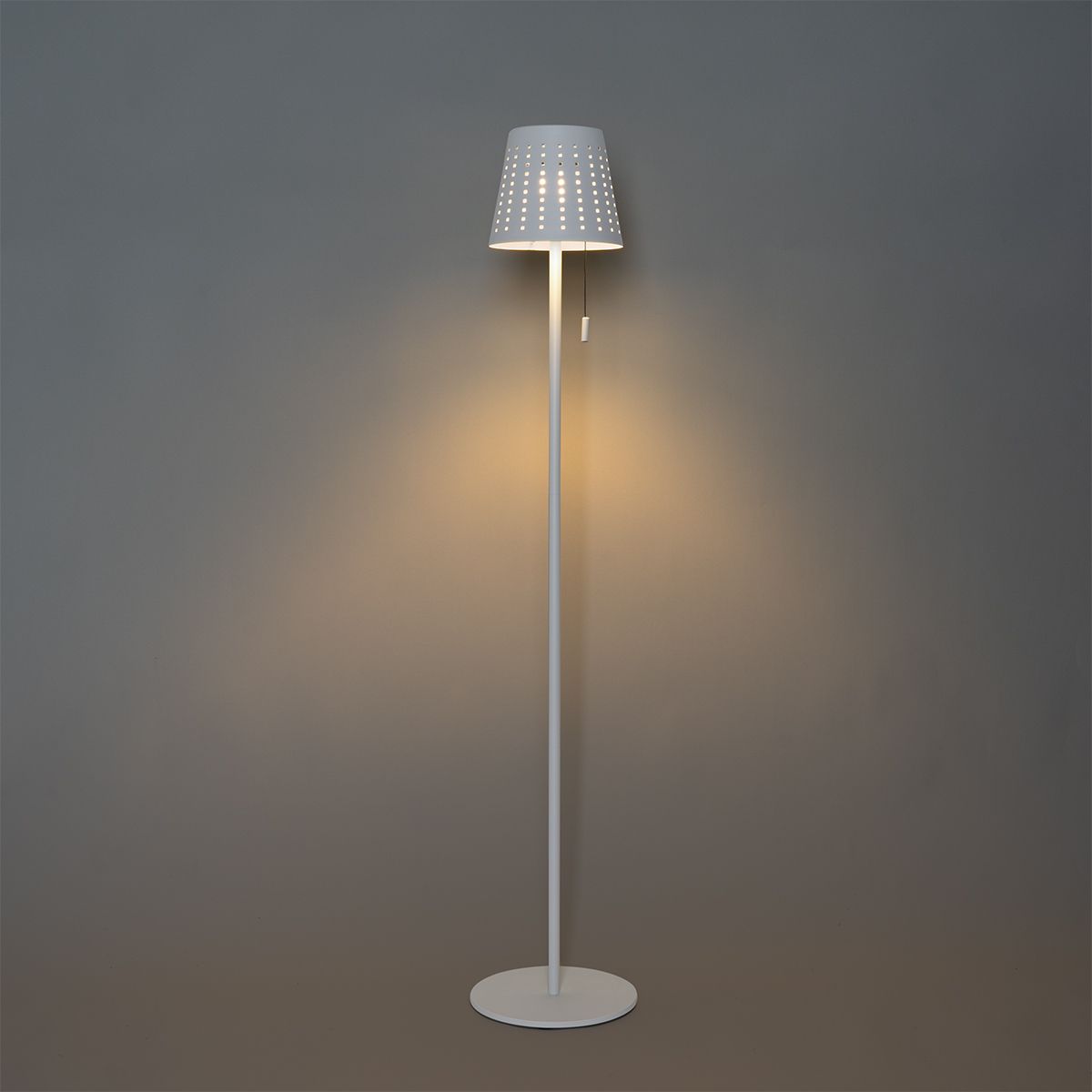 Buiten vloerlamp wit incl. LED 3-staps dimbaar op solar - Ferre