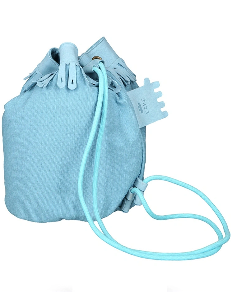Rucksack BOBBYNETTE (16x21) mit Fransen in himmelblau
