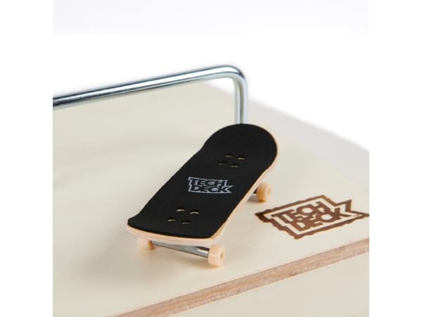 Tech Deck Wood Funbox Ramp