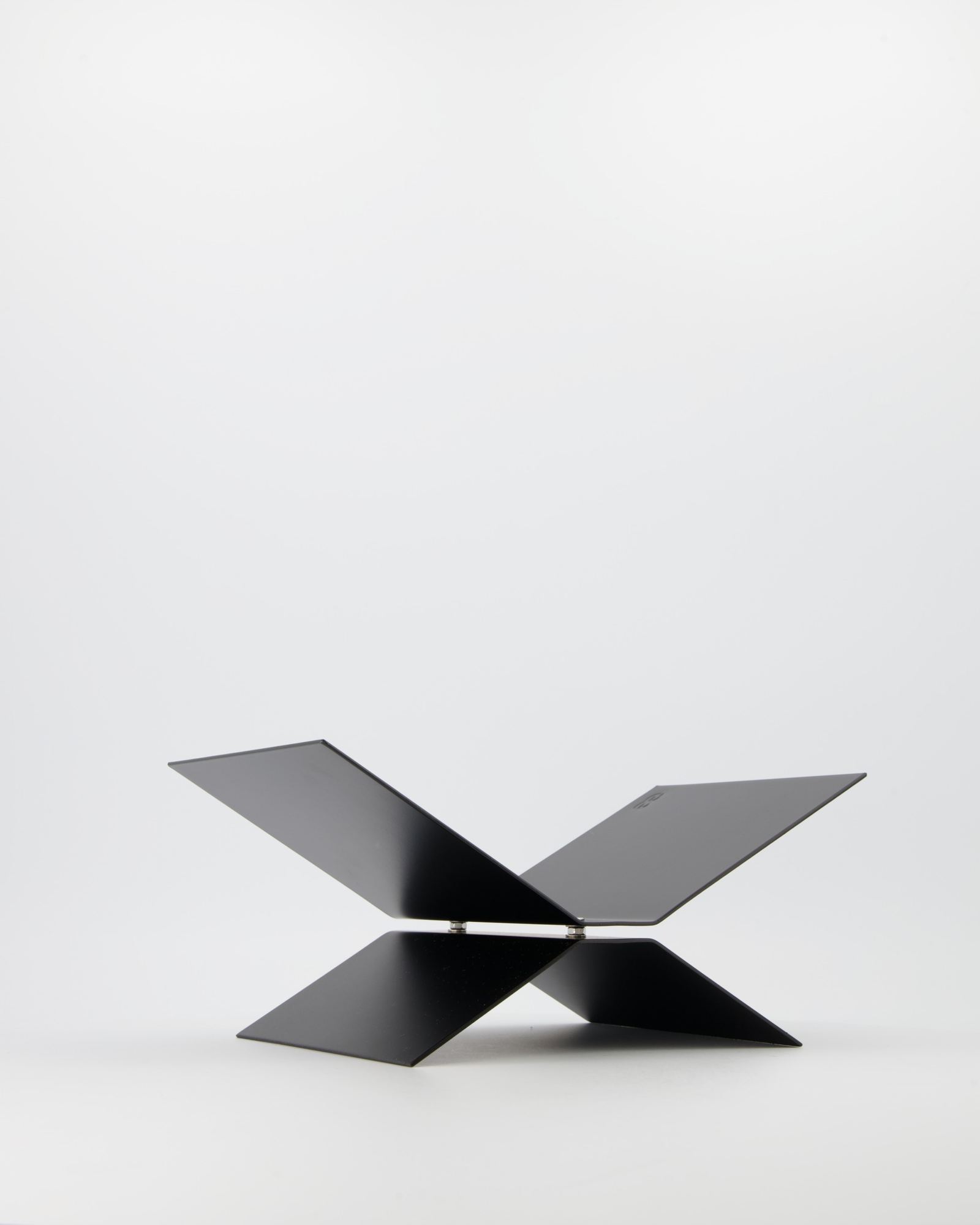Boekenstandaard Atlas Black