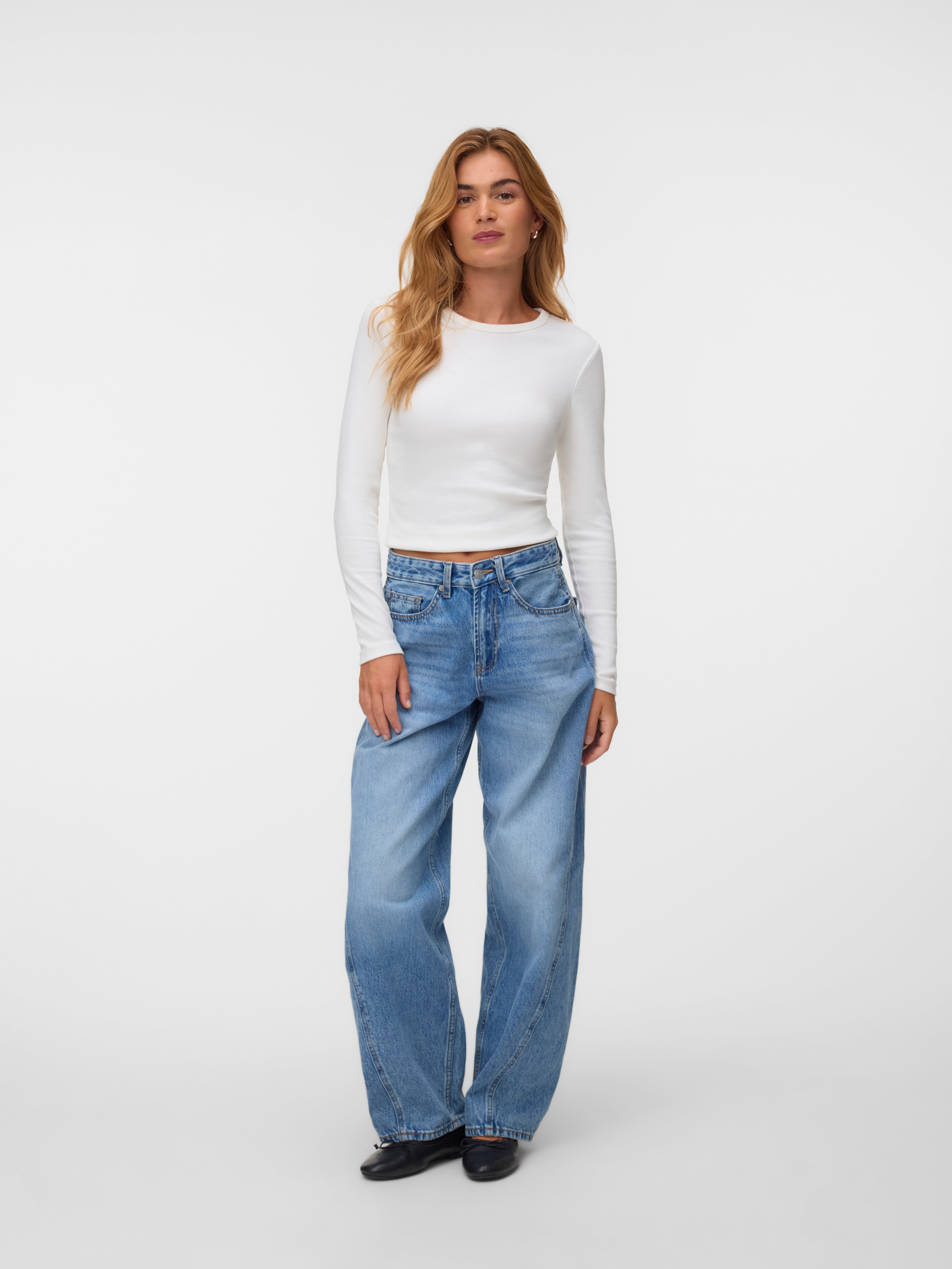 VMZOE Mid rise Barrel fit Jeans