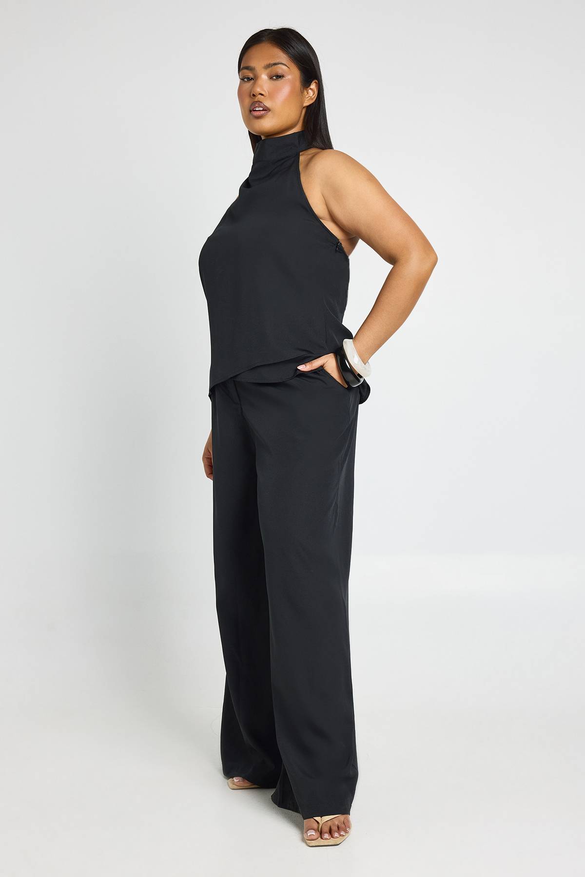 boohoo Ensemble Grande Taille Top Dos Nu Et Pantalon Large En Crêpe