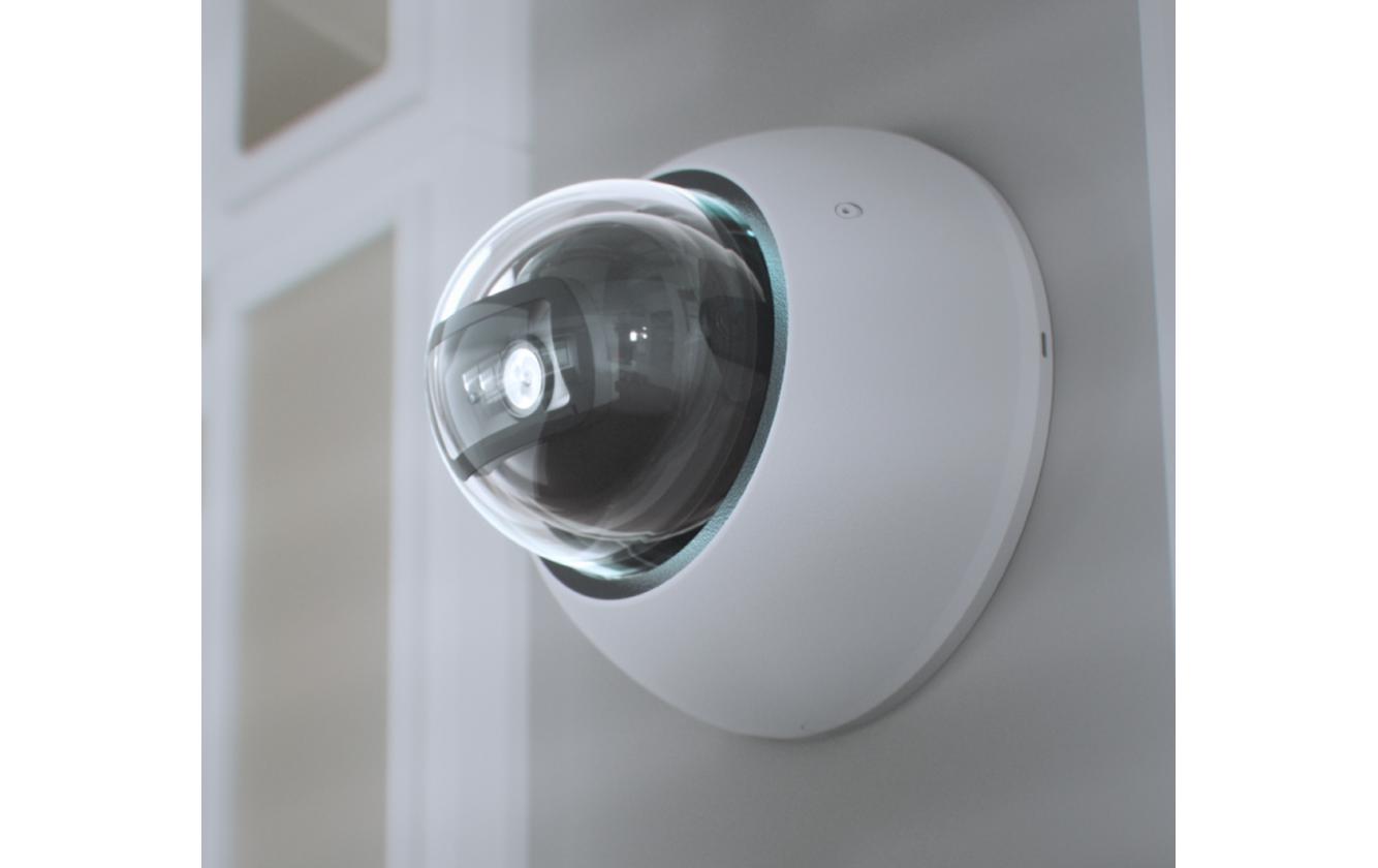 Netzwerkkamera UniFi AI Dome Weiss<br>Allwetter-feste, vandalismusgeschützte 4K PoE Dome-Kamera mit erweiterten KI-Fähigkeiten und Langstrecken-IR-Nachtsicht