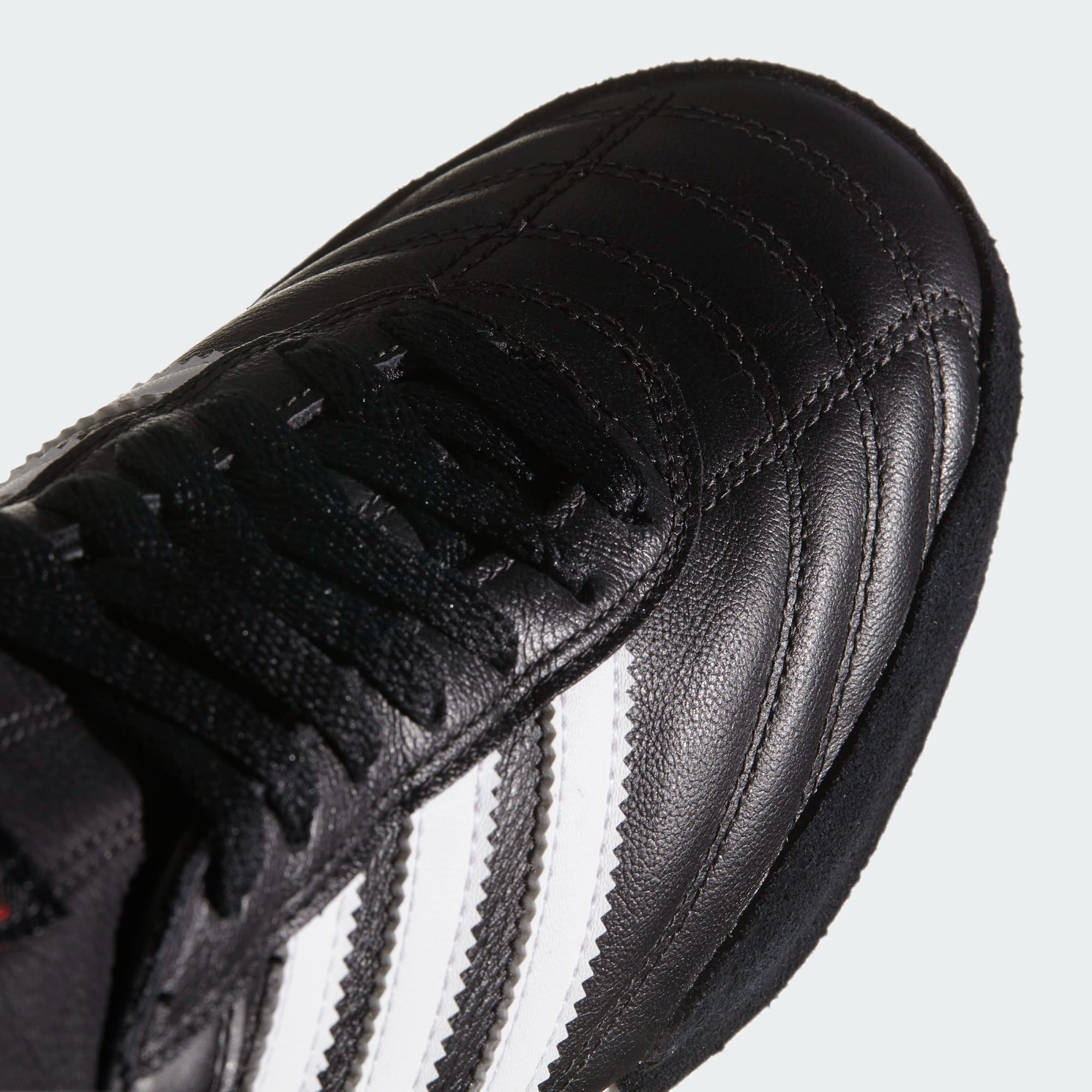 Kaiser 5 Goal Black/Footwear White/None