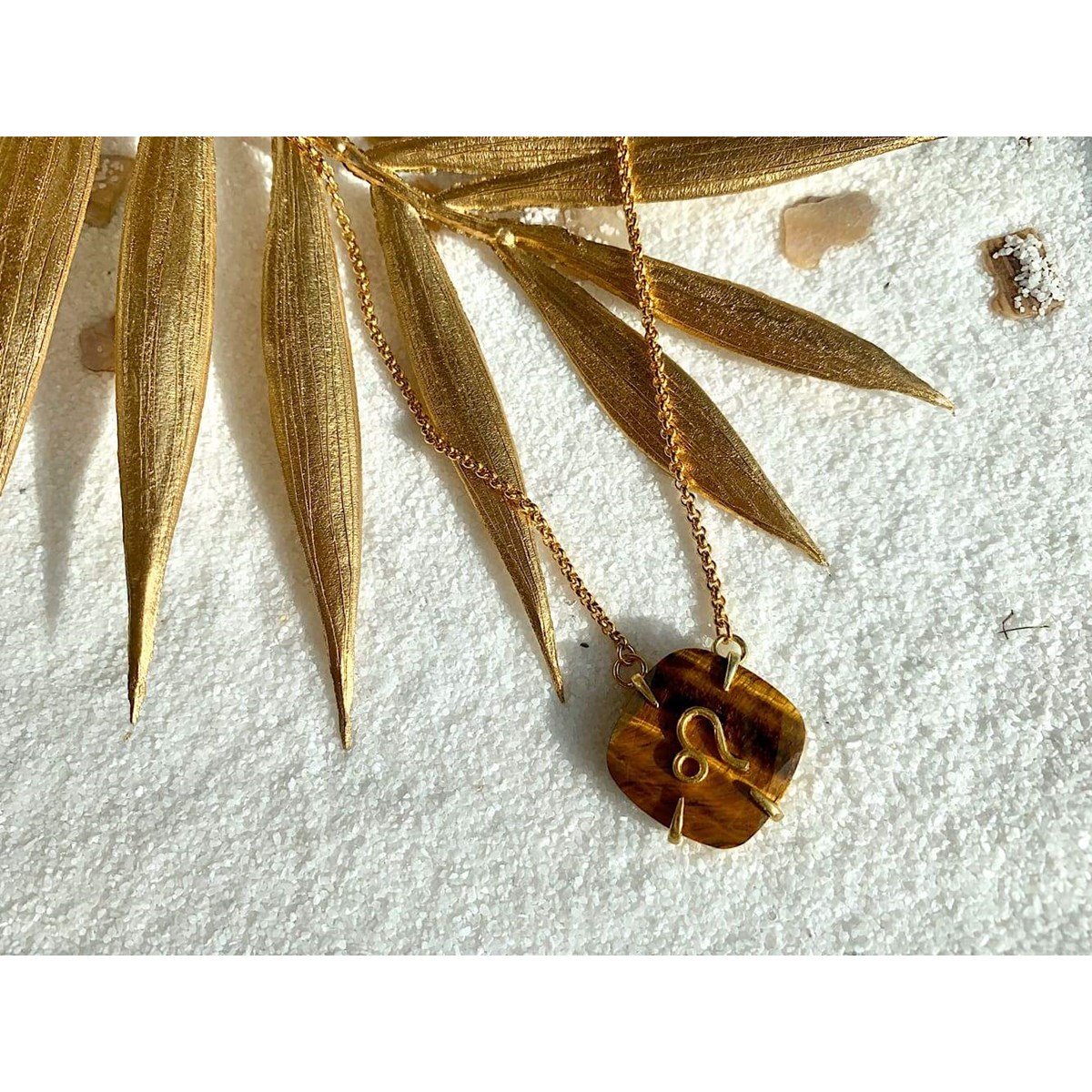 Collier astro Lion