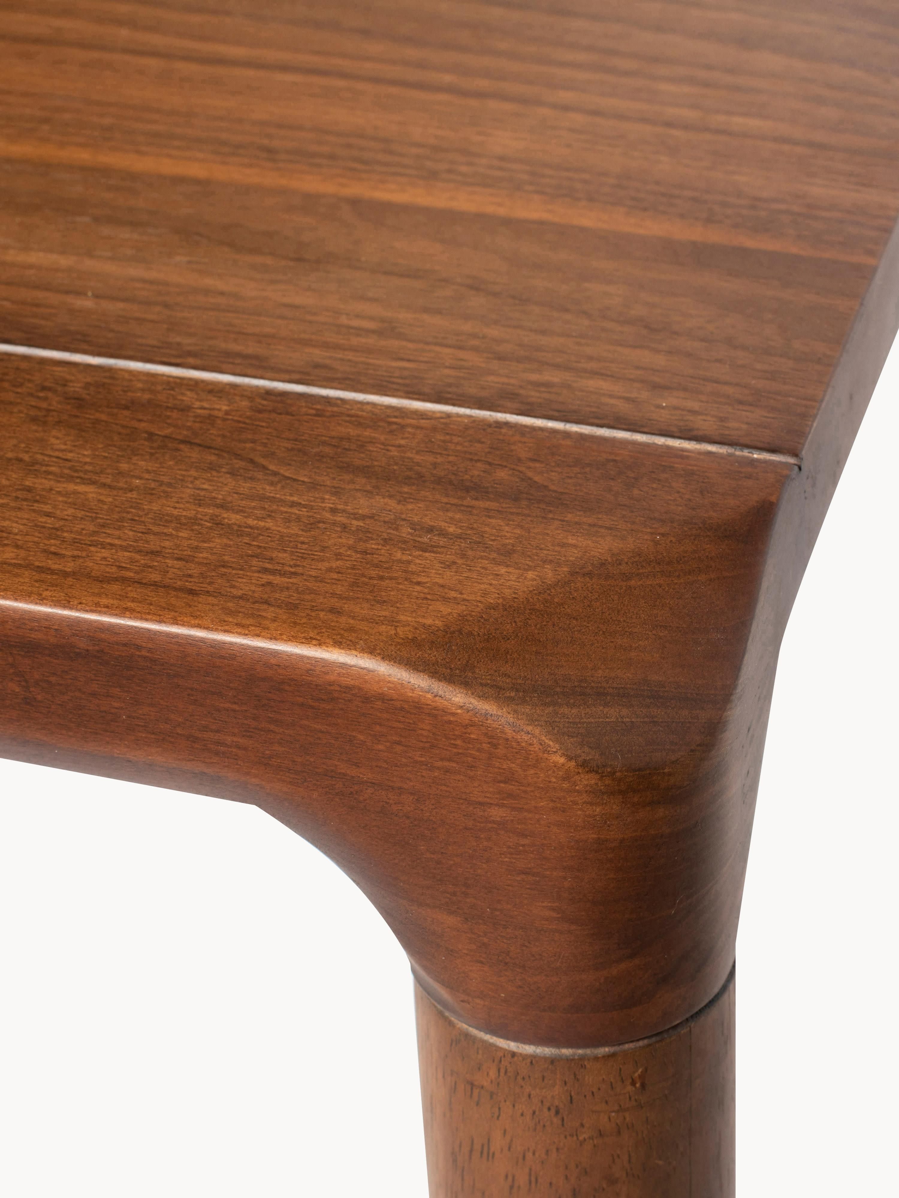 Houten eettafel Storm, in verschillende formaten