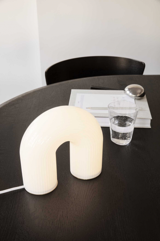 Ferm Living Vuelta tafellamp LED