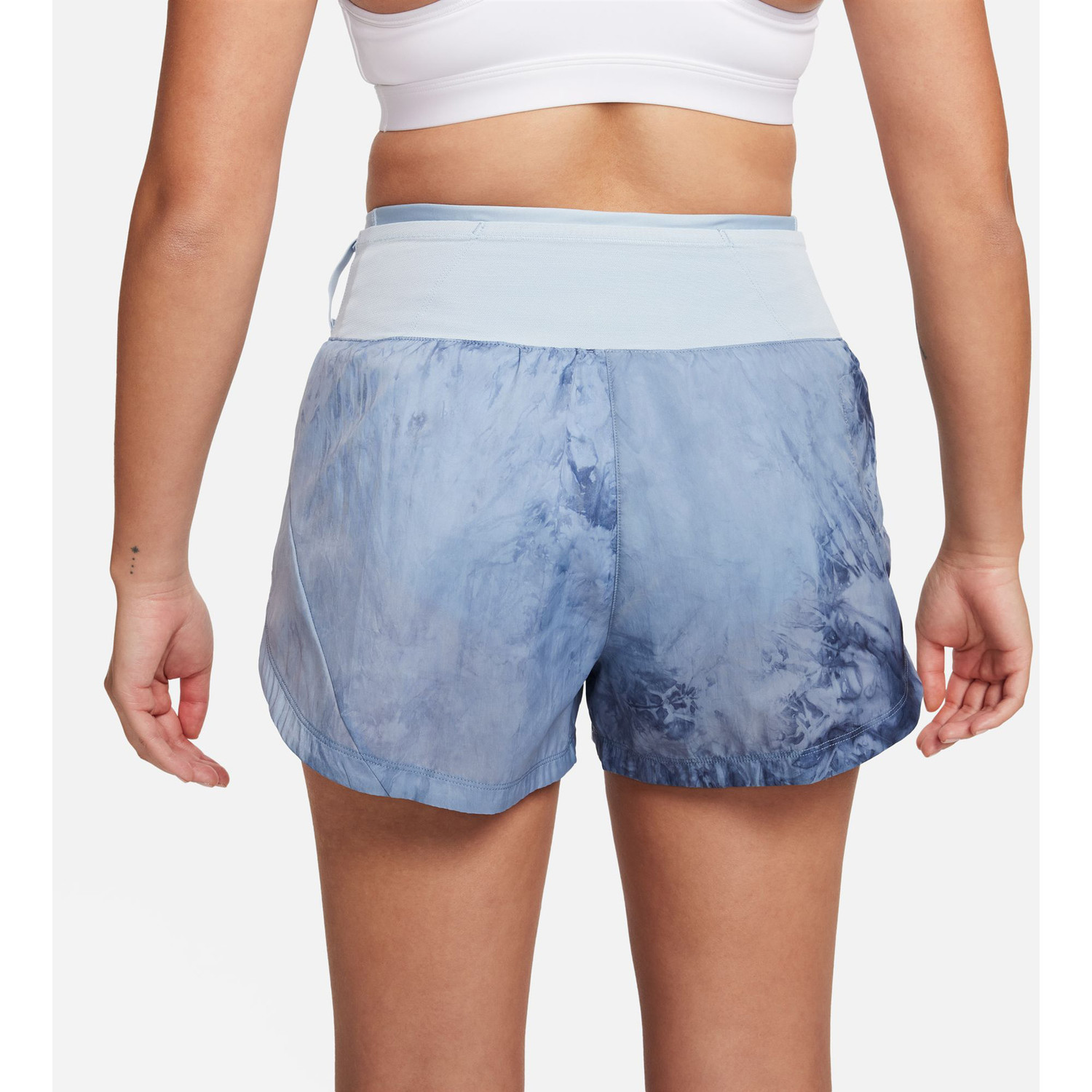 Nike Dri-FIT Trail Repel Mid-Rise 3'' Short Dames