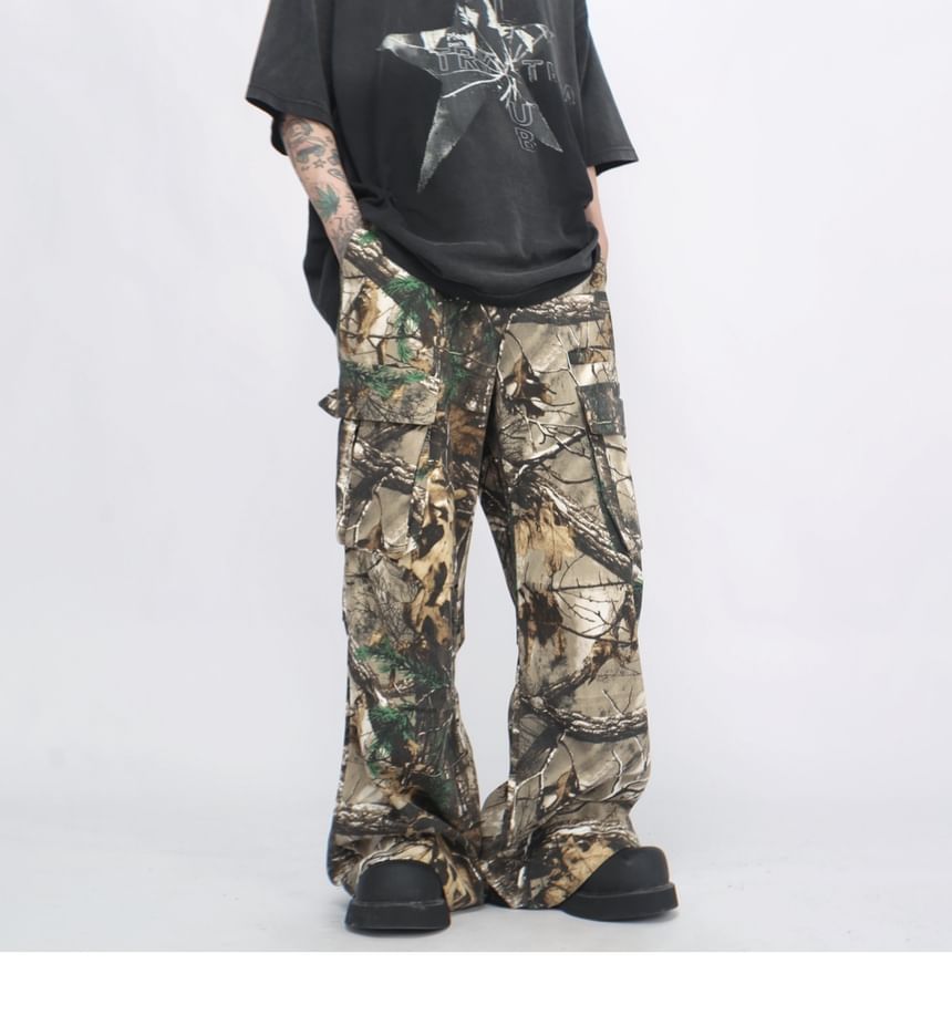 Derbundy - Cargobroek met hoge taille en wijde pijpen en camouflageprint