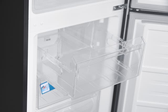 Logik kølefryseskab LNF180T23E