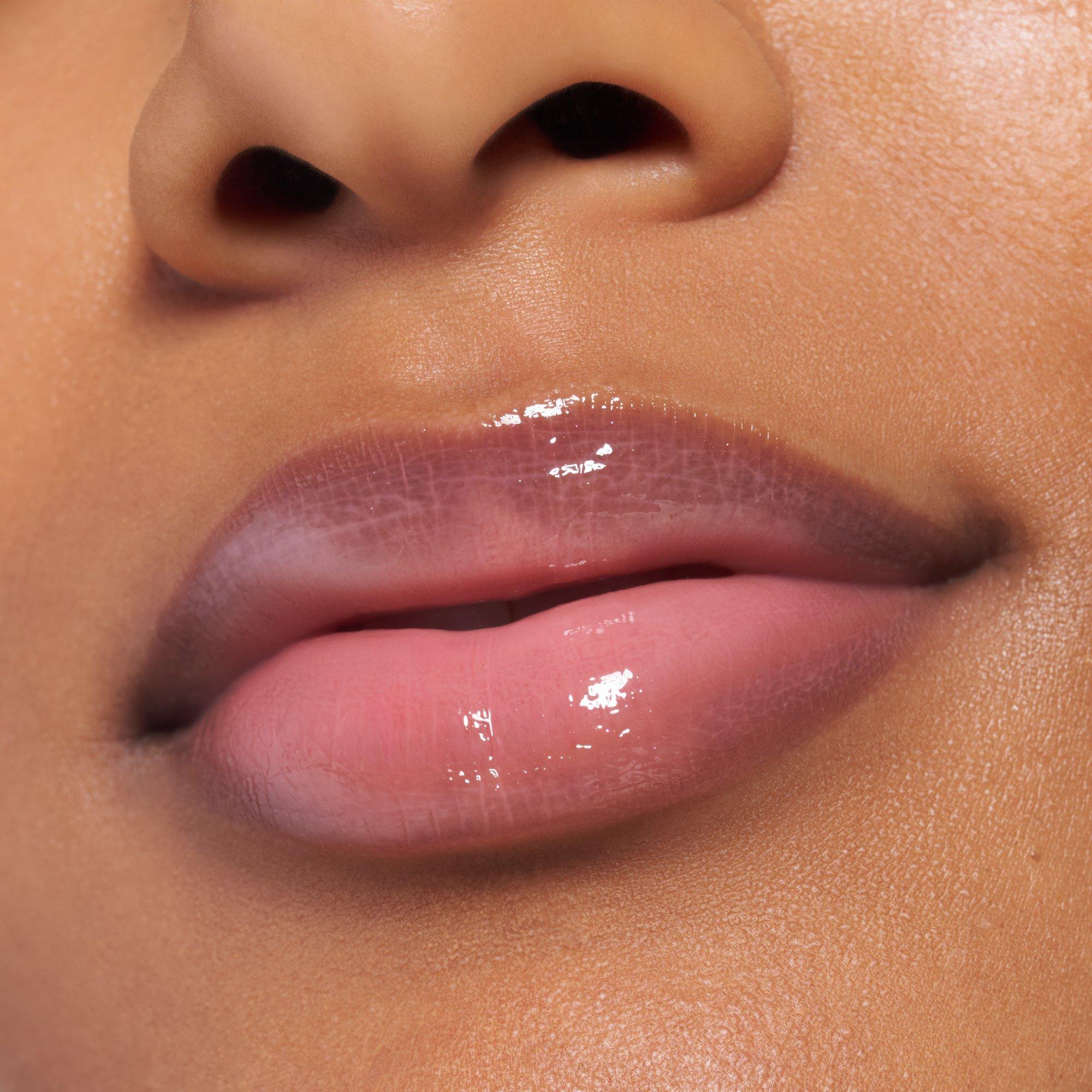 the super peptide glossy lip treatment
