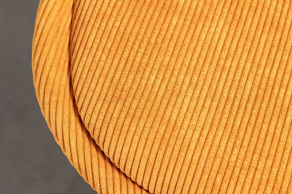 Design Stuhl SCANDINAVIA MEISTERSTÜCK senfgelb Cord schwarze Metallbeine