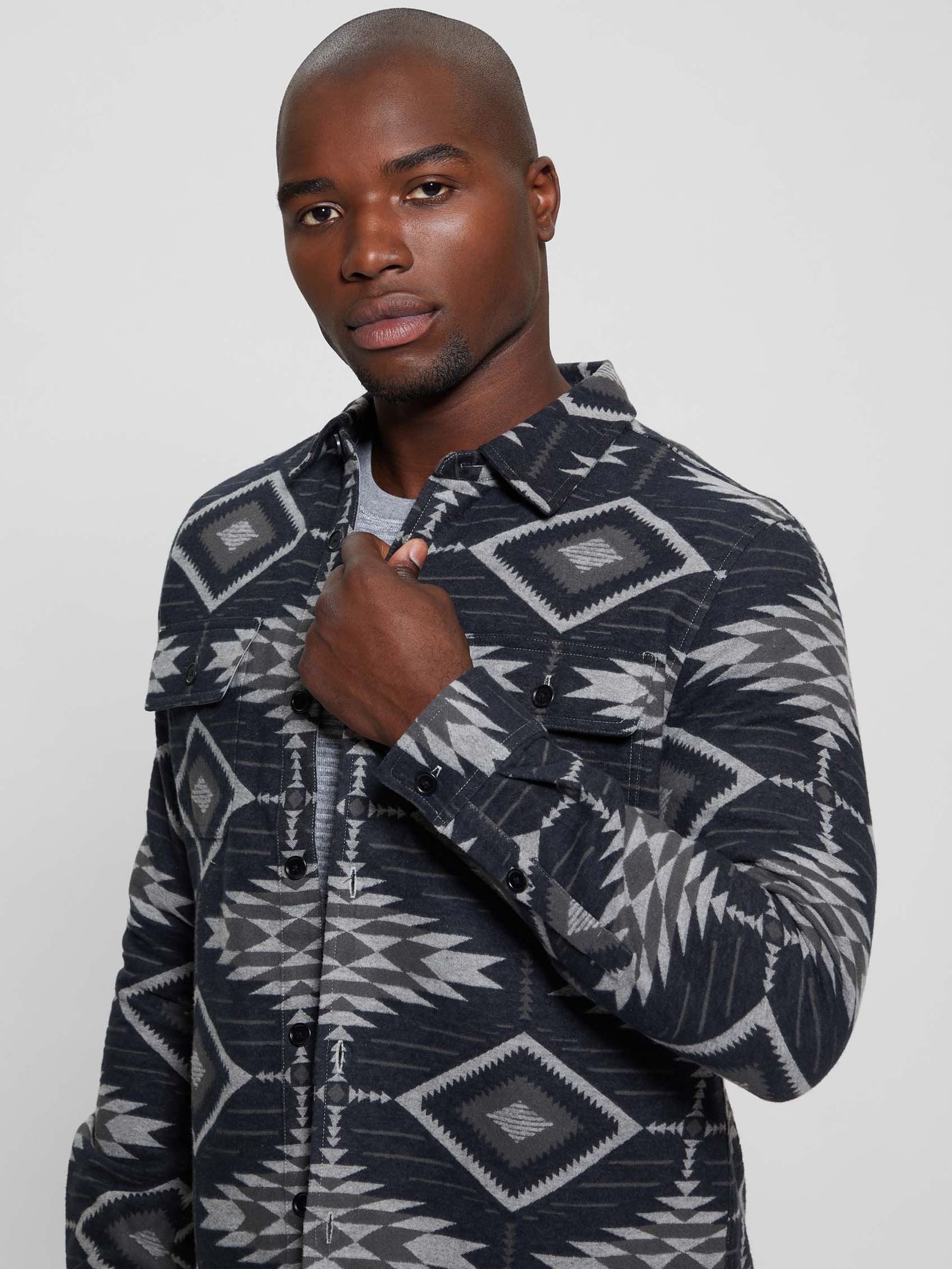 Camisa Jacquard com Motivo do Sudoeste