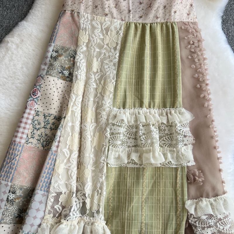 Moanum - Mini A-lijn jurk met spaghettibandjes en patchwork