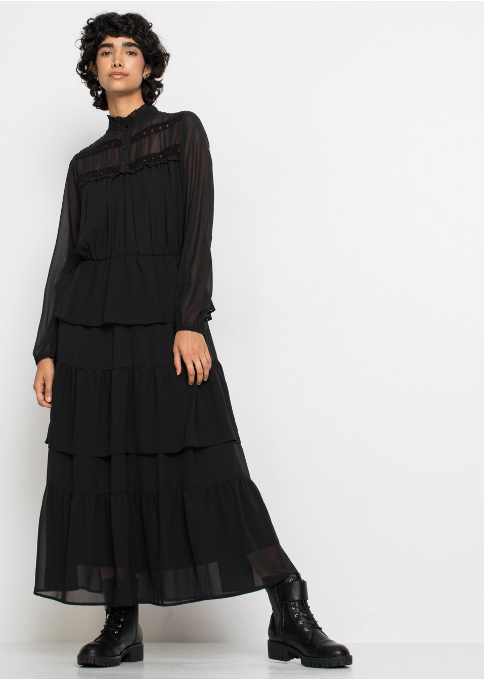 Robe longue en chiffon à volants