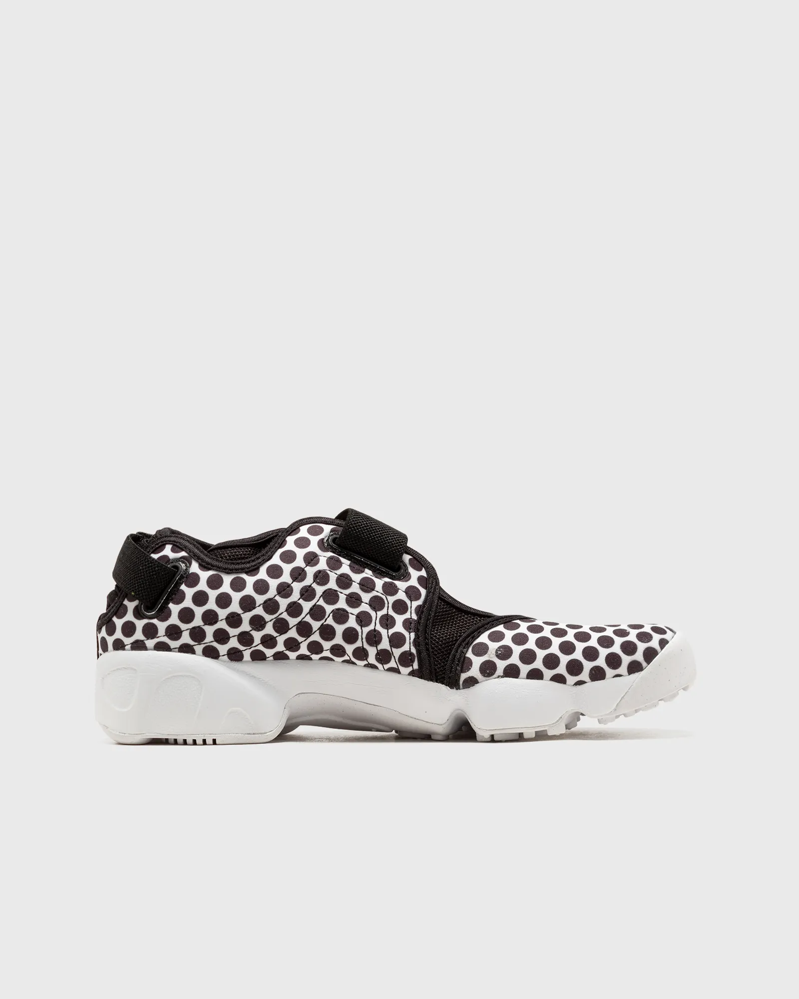 Nike WMNS AIR RIFT BR 'Black Laser Orange'