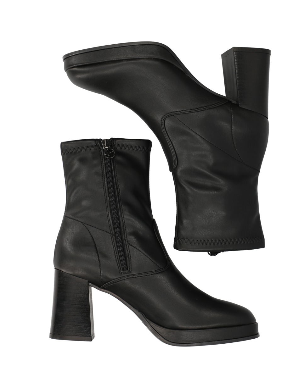 Stiefelette