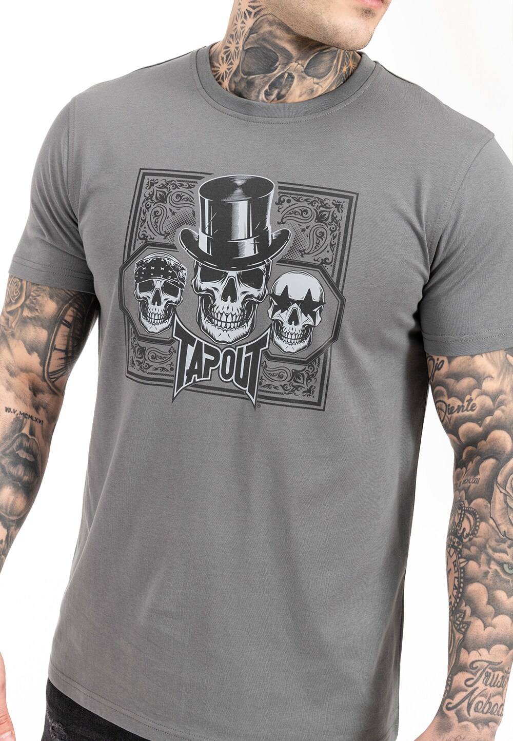 Tapout Herren T-Shirt normale Passform SKULL TEE