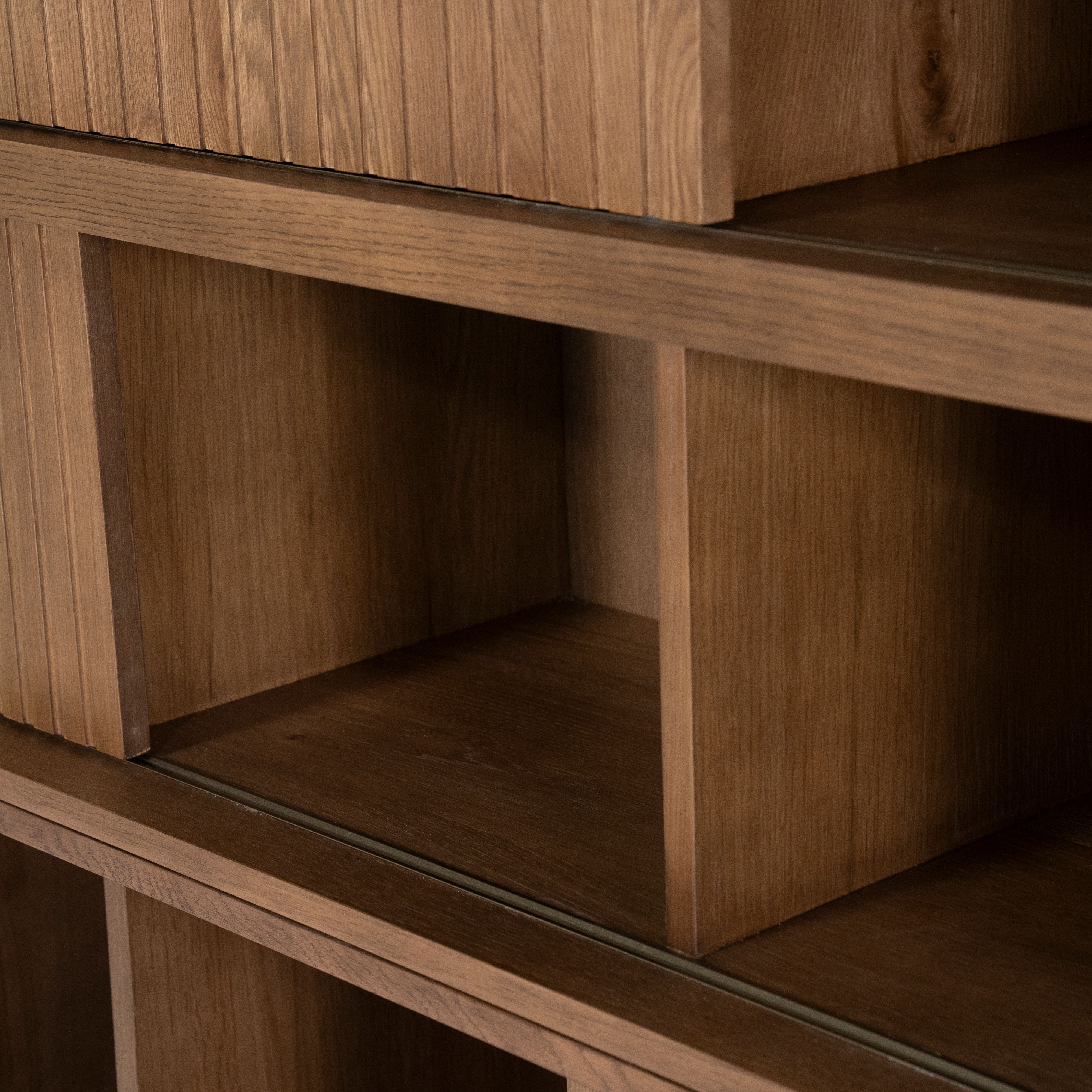 Boekenkast 96211 Milo B180 x D42 x H173 cm