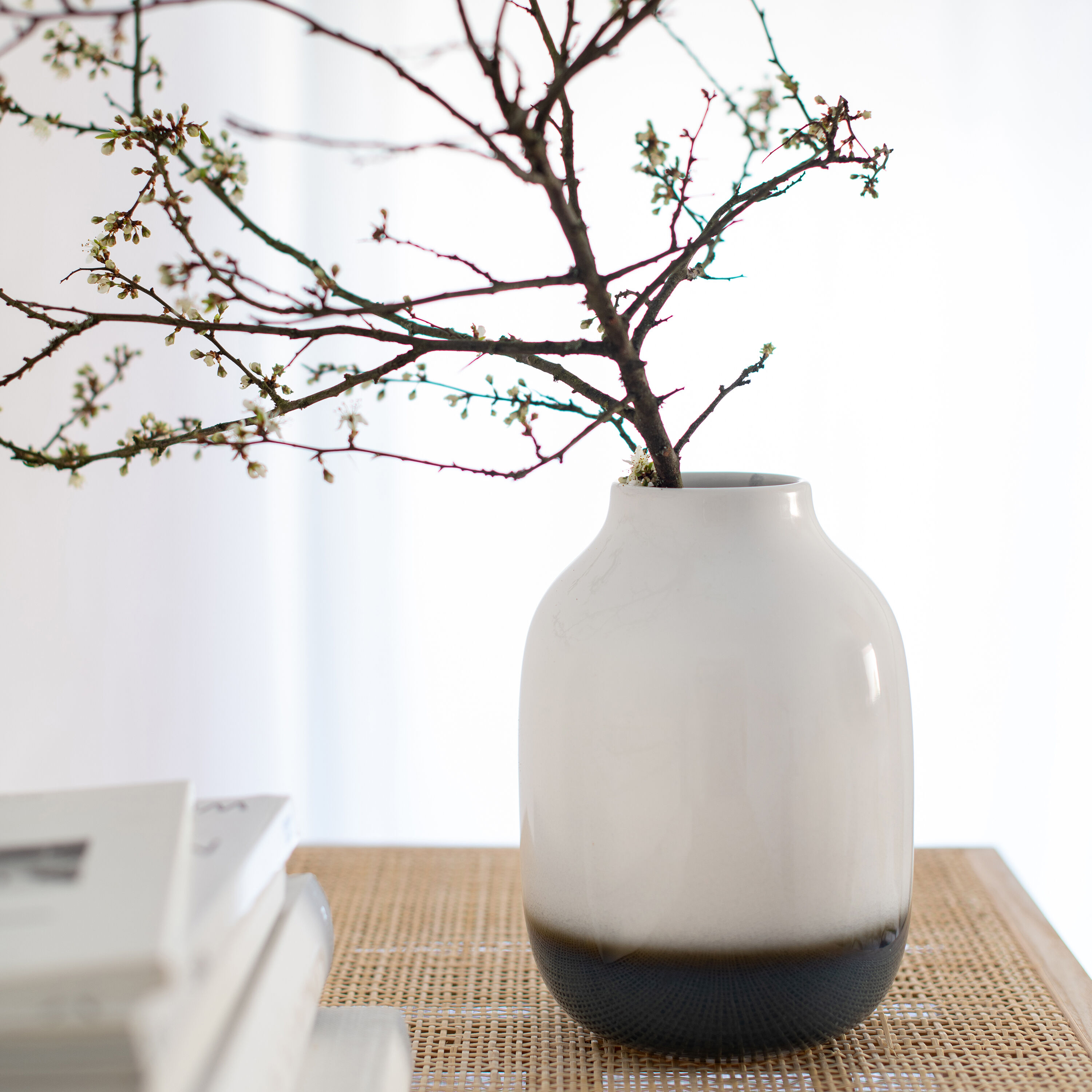 Lave Vase Blue, 6.2'' x 8.7'', earthenware