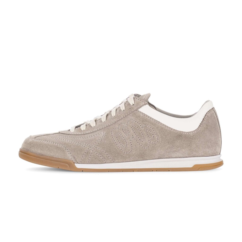 Lage sneaker beige