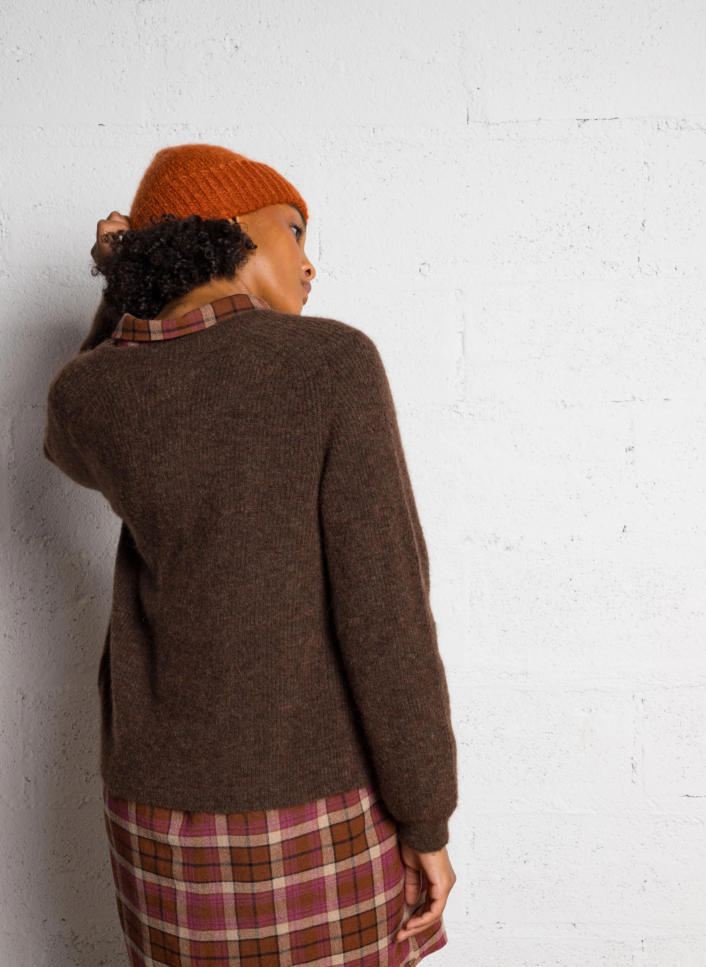 BELINE - Gilet à encolure ronde | Marron