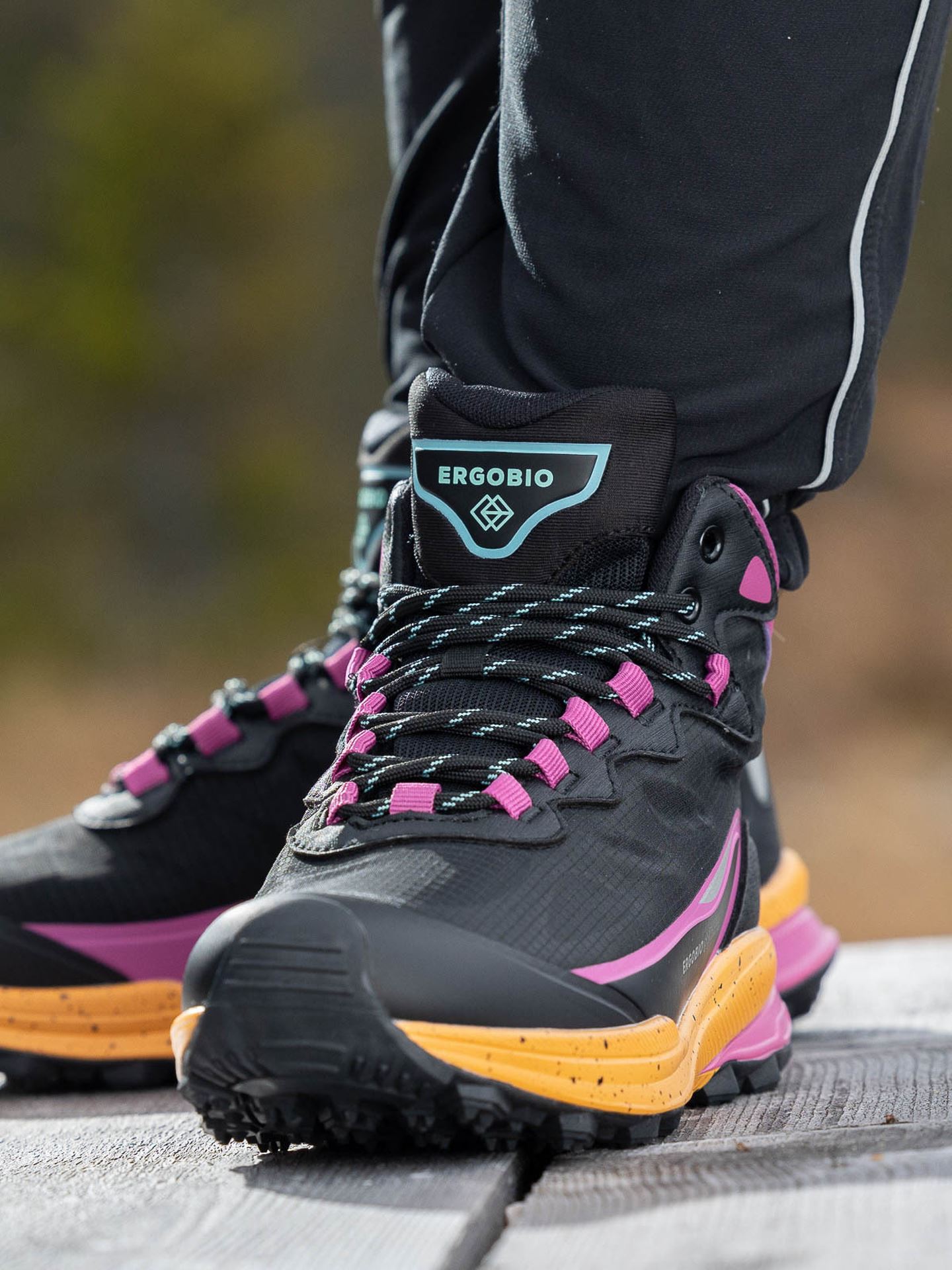 Trekker Lady WP