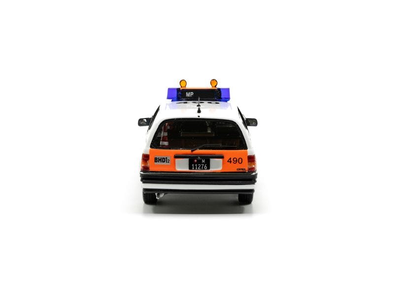 ACE Opel Omega A2 Militärpolizei 1:43 Modellfahrzeug der Militärpolizei