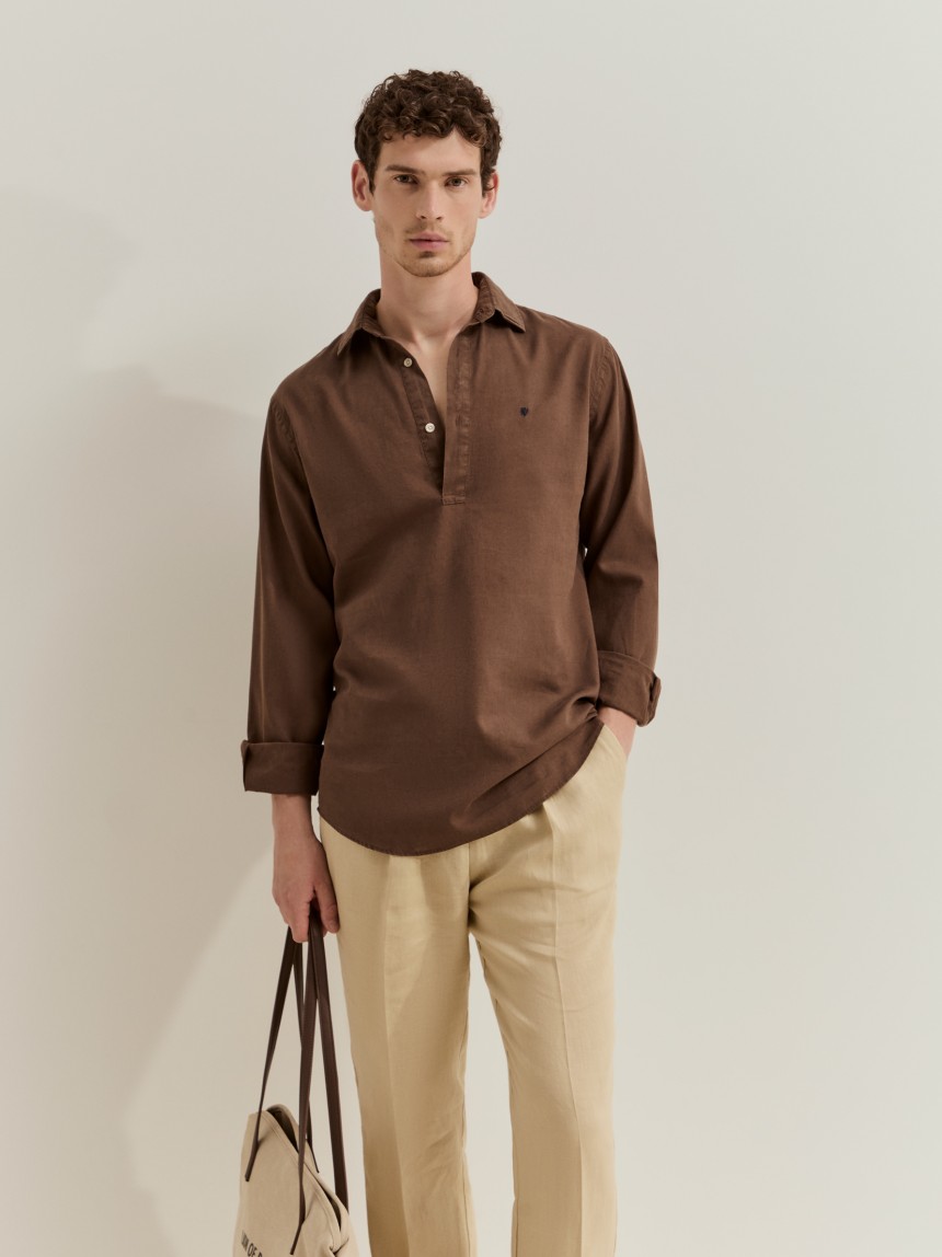 Camisa polo em linho e algodão