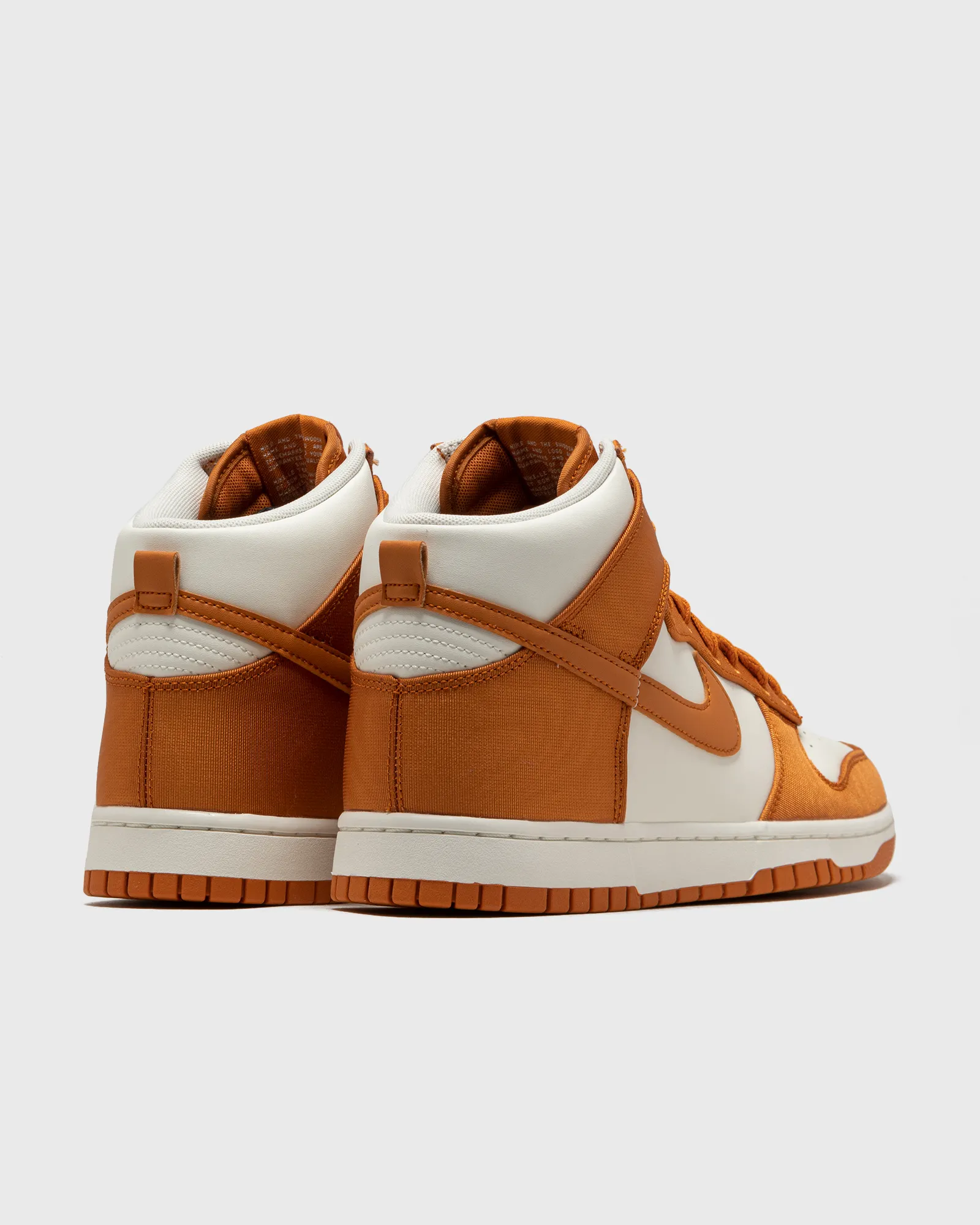 Nike DUNK HIGH RETRO SE 'MONARCH'