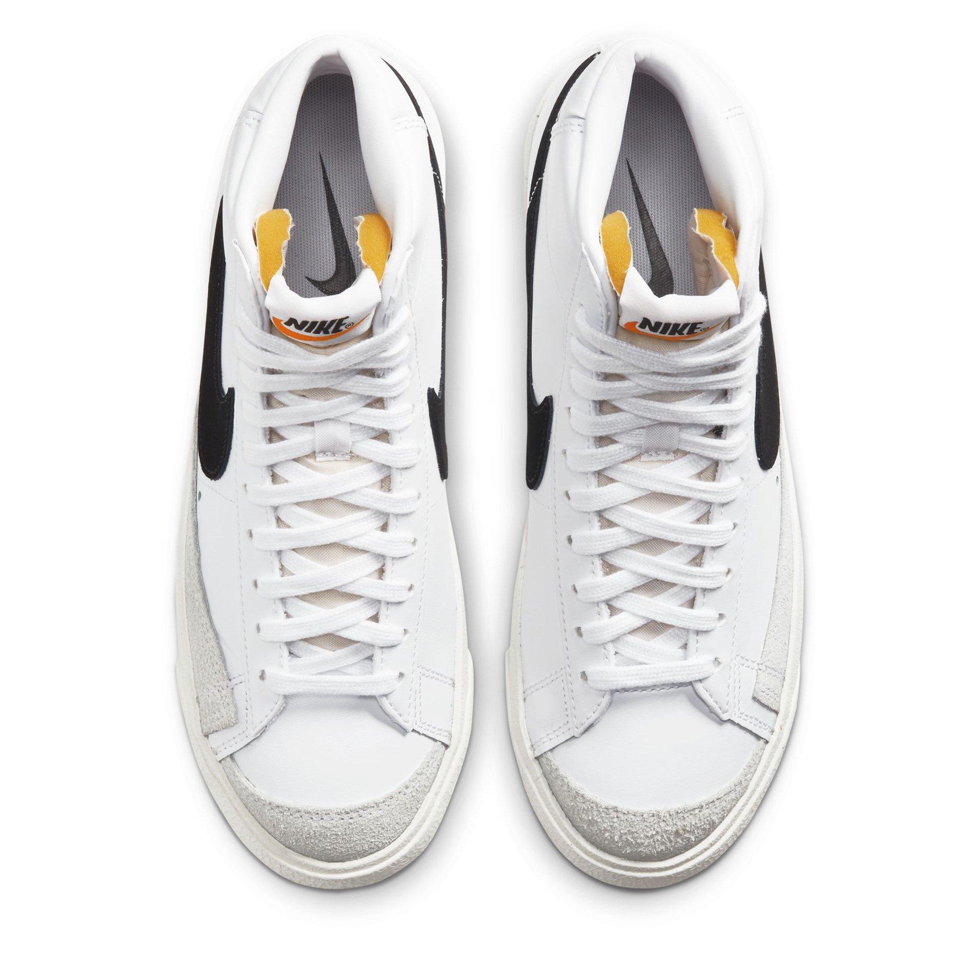 Nike Blazer Mid 77 Hi Top Trainers