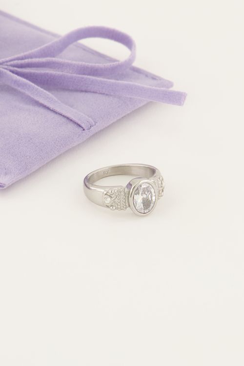 Ice cubes ring