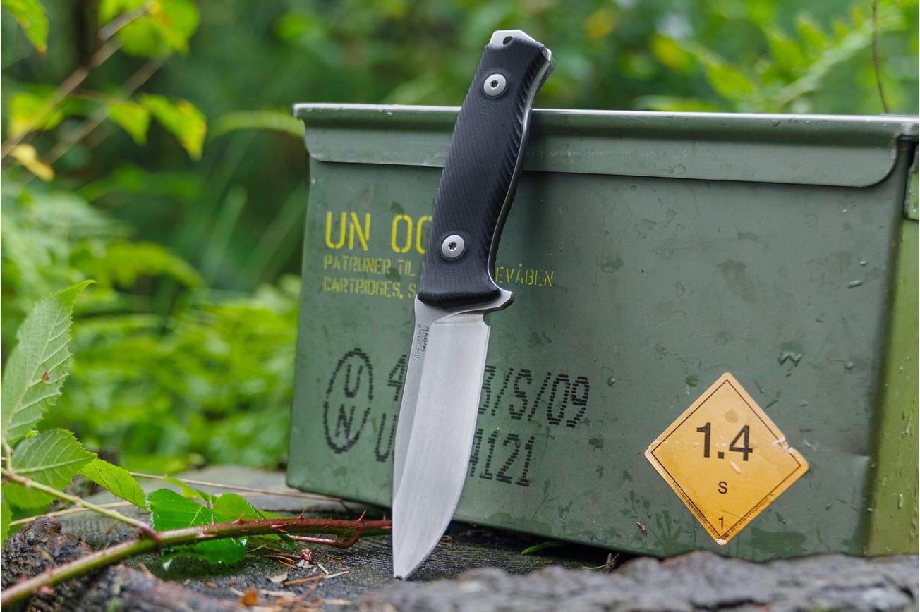LionSteel M5 CPM 3V, Black G10 Knivesandtools Exclusive survivalmes