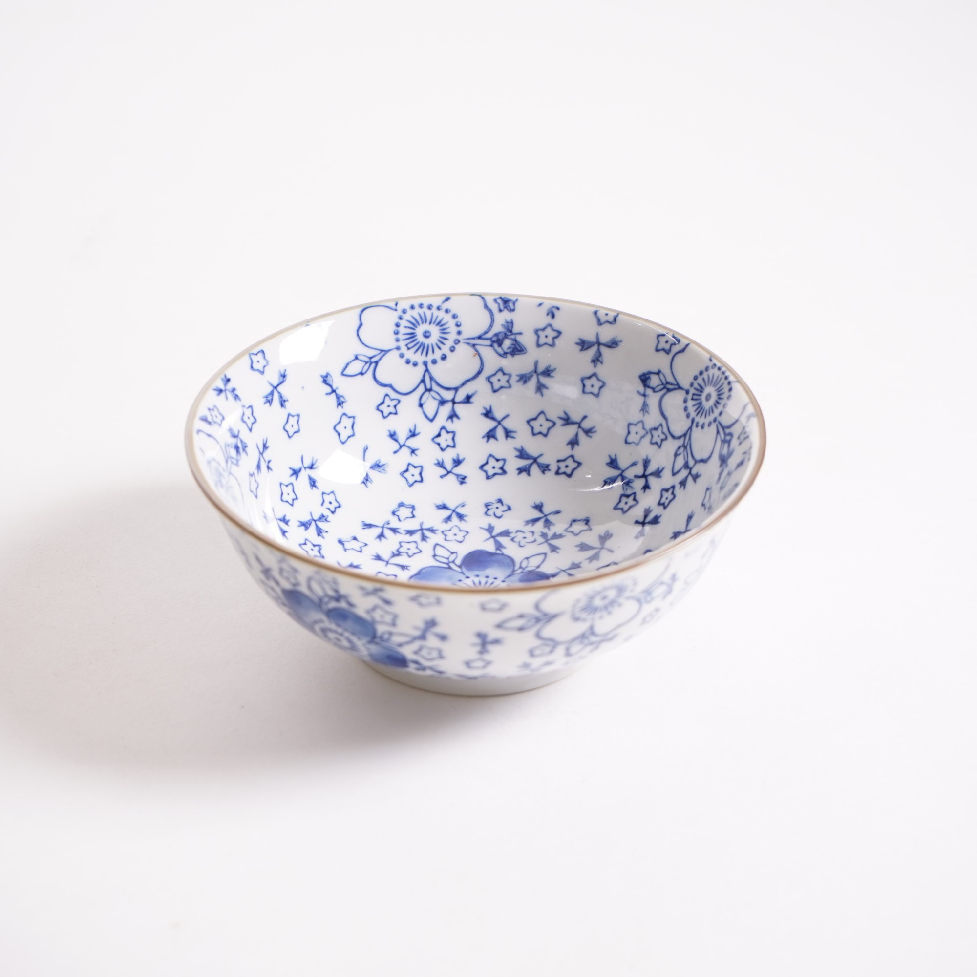 Suppenschale 'Blumenmuster', weiß-blau, Ø 15,5 cm, H 6,5 cm von fischer's lagerhaus