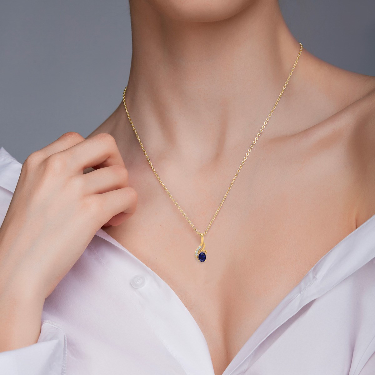 Collier Pendentif ADEN Or 585 Jaune Saphir et Diamants Chaine Or 585 incluse 0.75grs