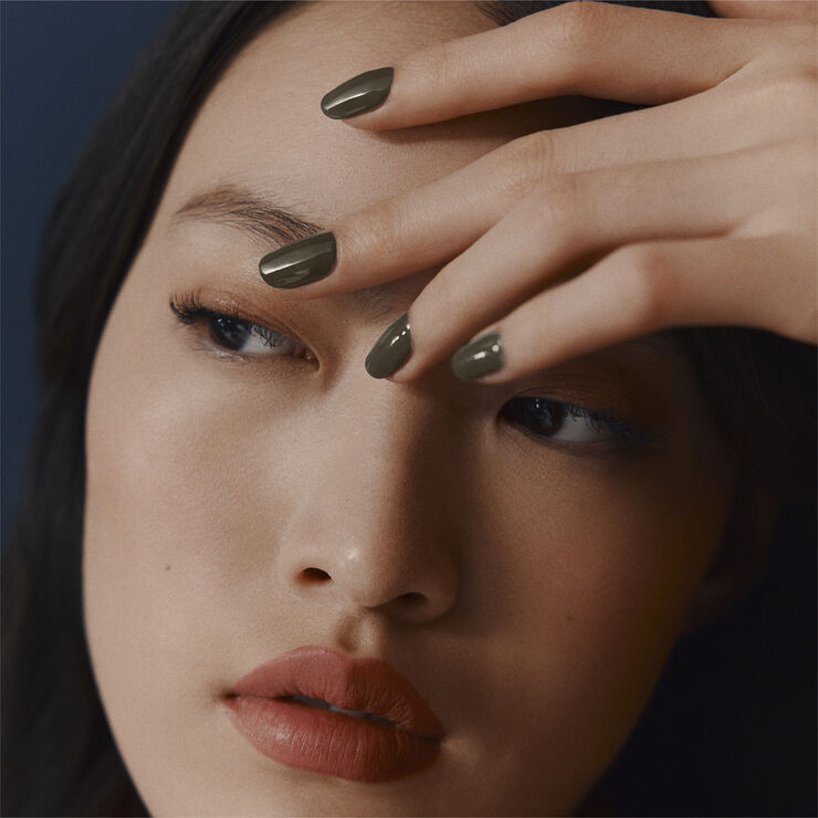 HERMÈS Les Mains Hermes Nail Polish, Vert Bronze