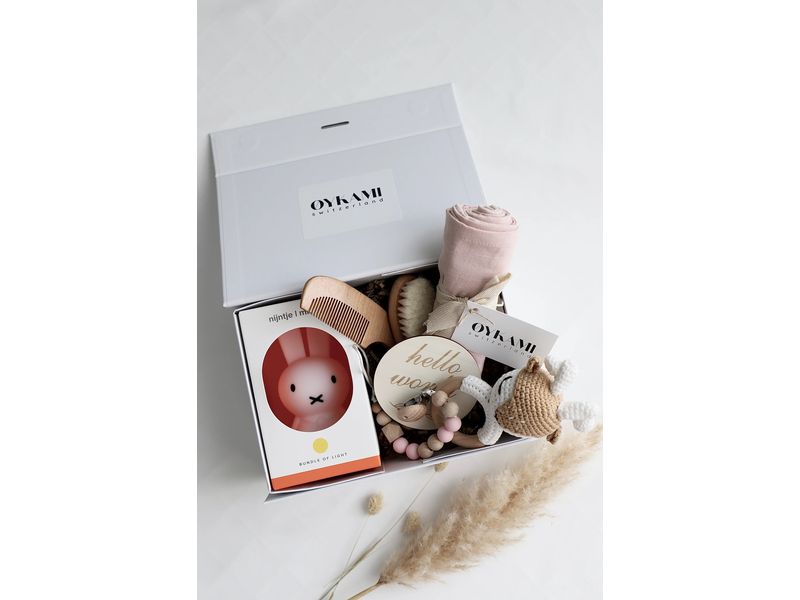 Oykami Geschenkset Mädchen Casablanca Baby-Geschenkbox mit Miffy Nachtlicht und Elch