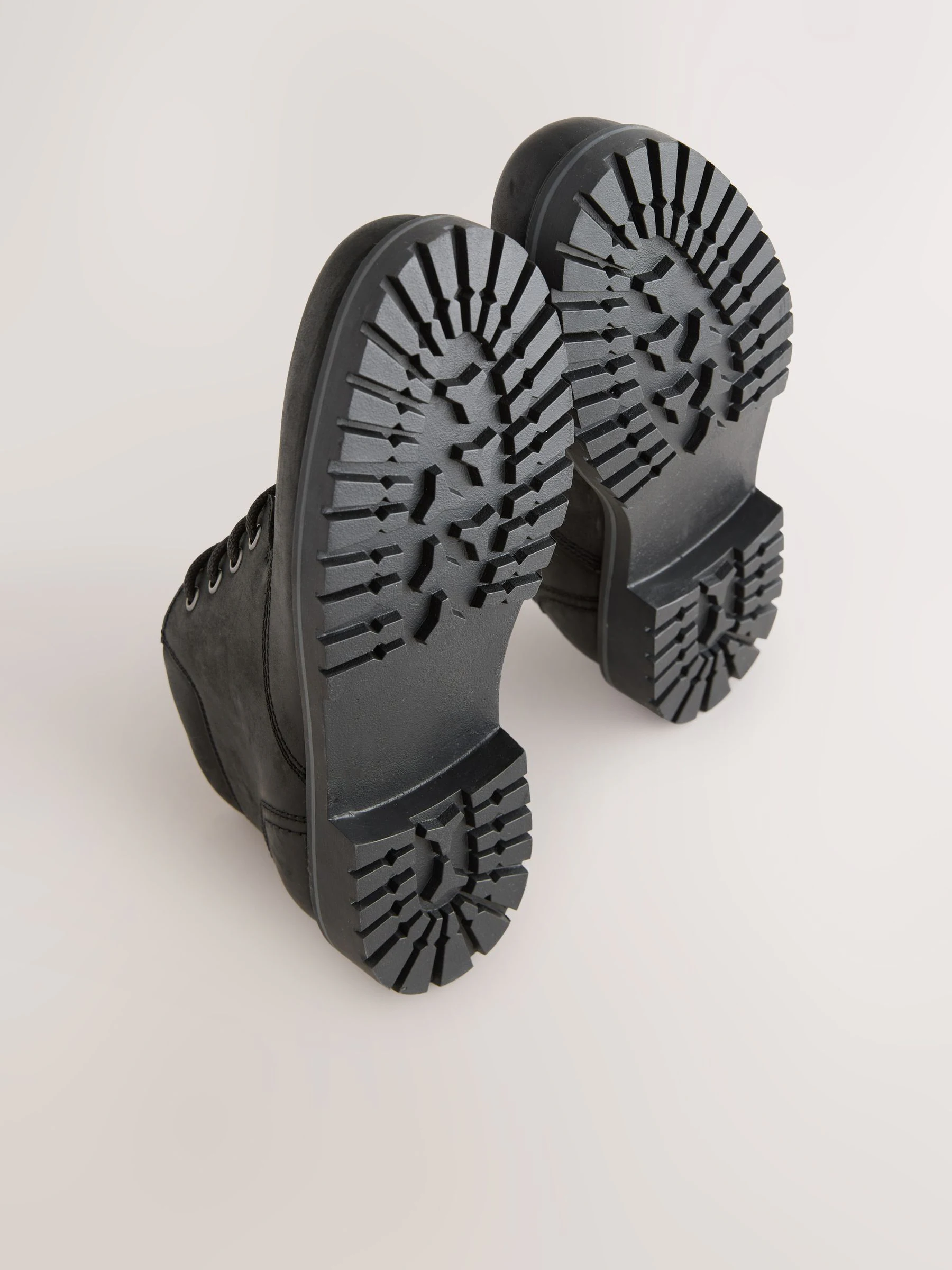 Zwart - Rugged Leather Ankle Boots