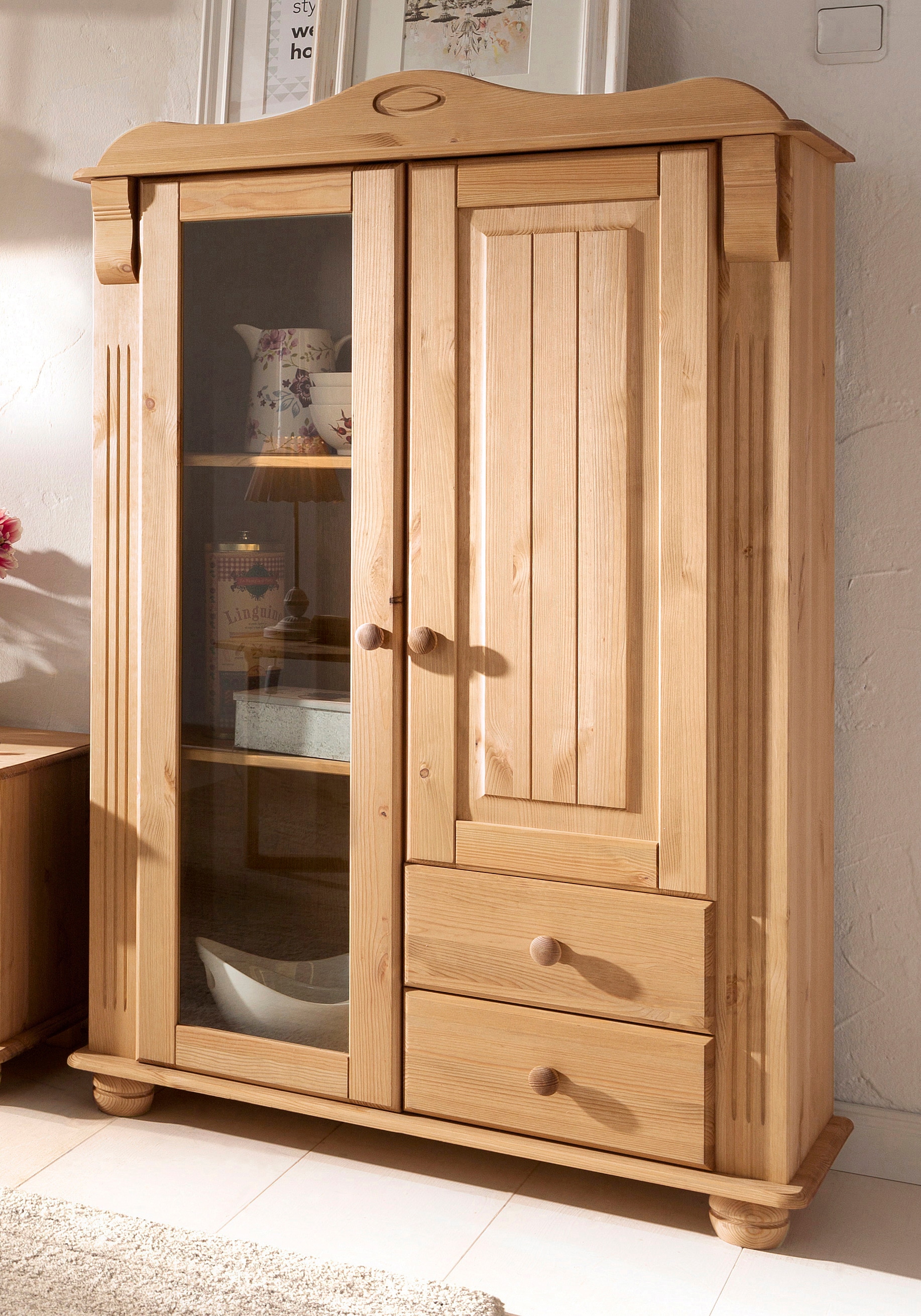 Home affaire Highboard »Adele« Stauraumschrank, 2-türig, Höhe 135 cm, aus massiver Kiefer, FSC®