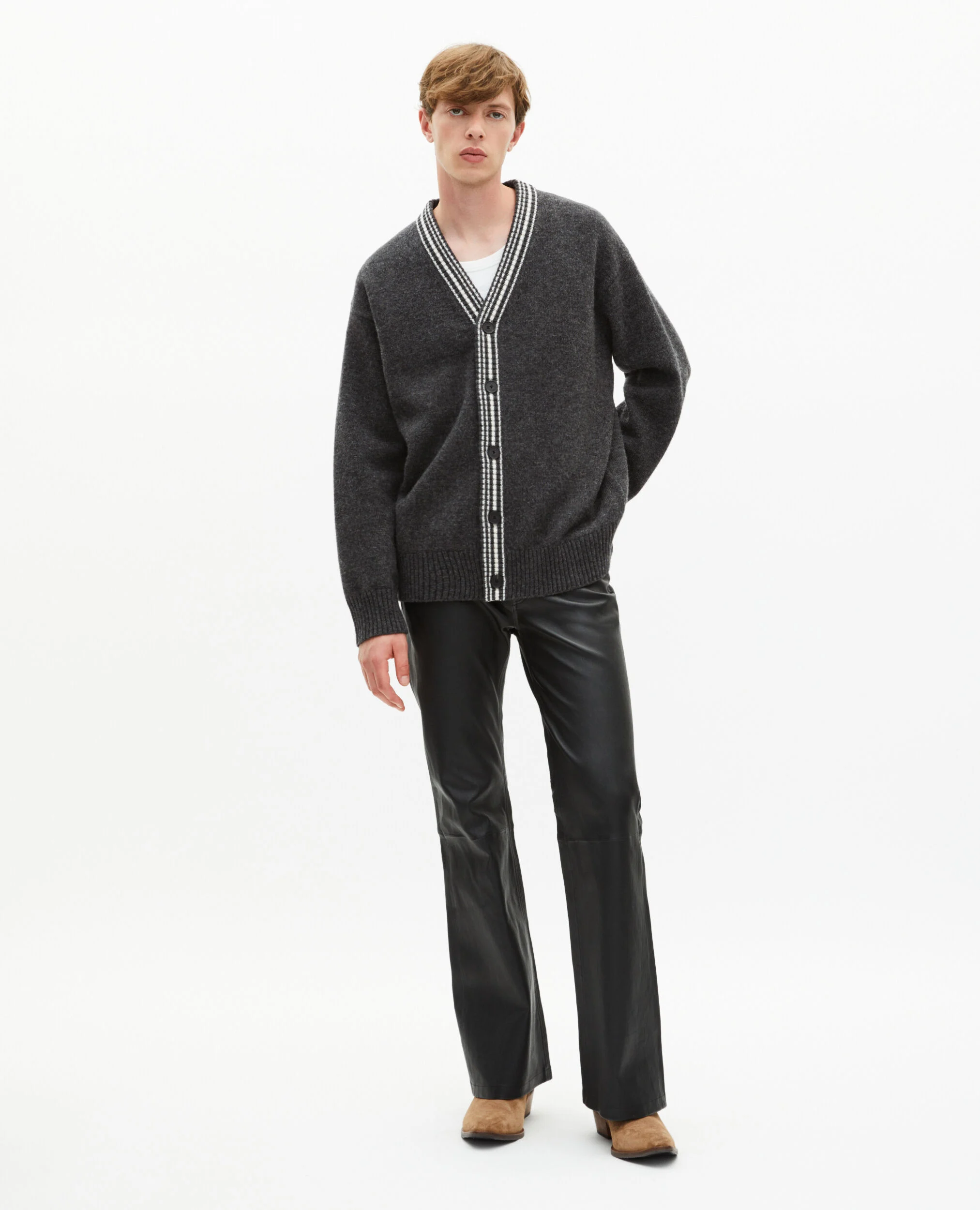 Cardigan en laine à rayures contrastées gris