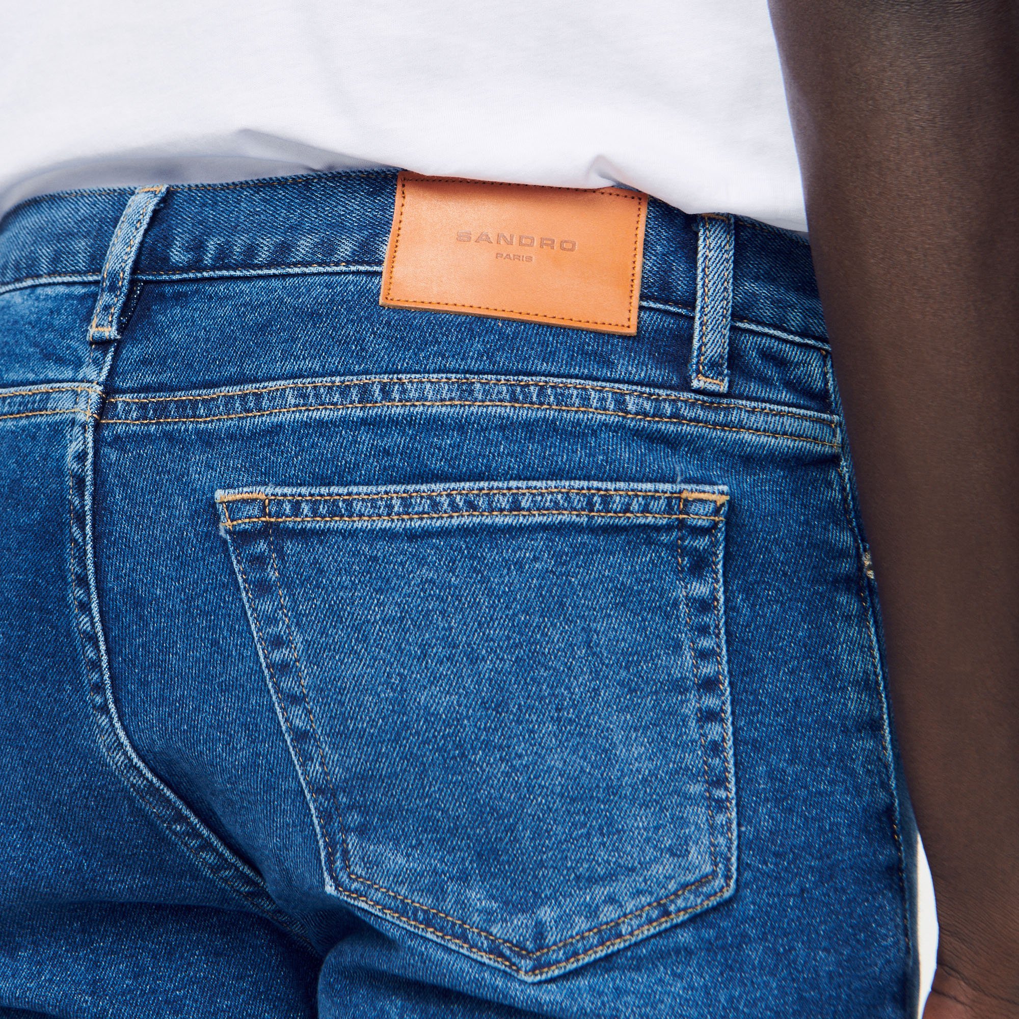 Jean slim avec delavage Waterless